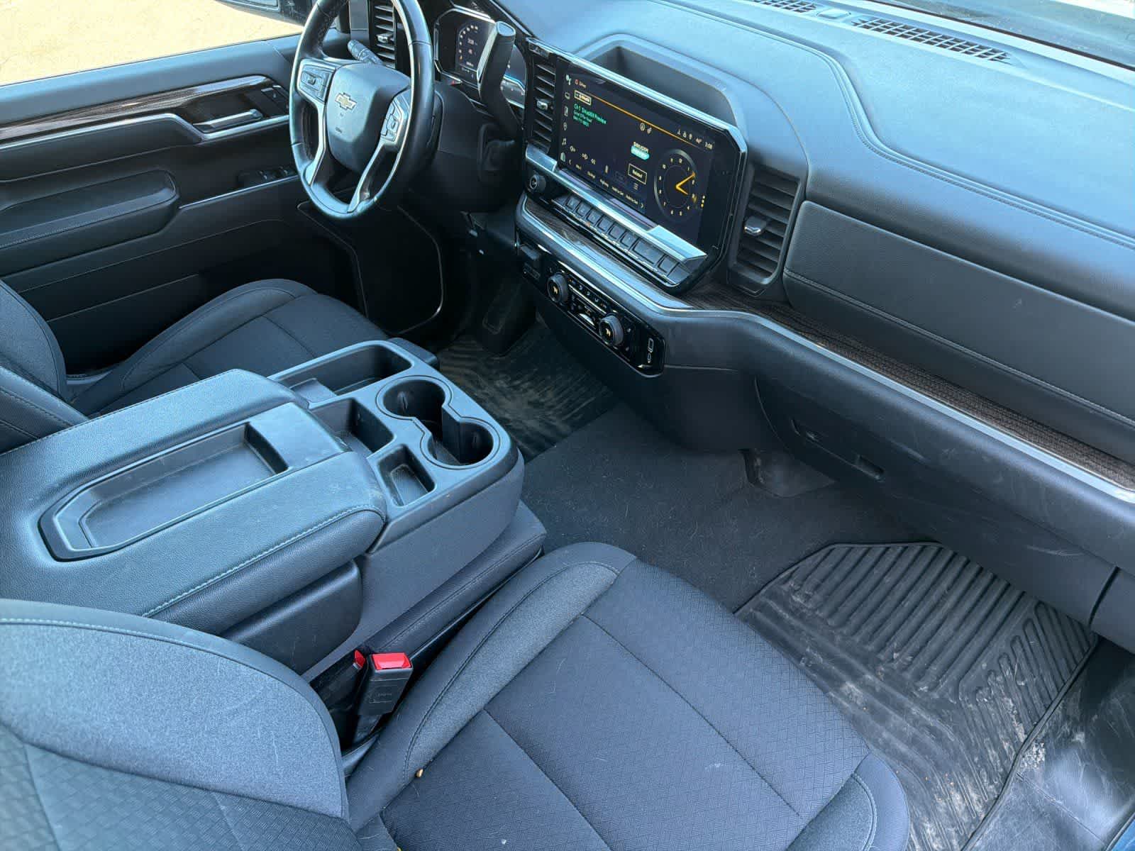 Thumbnail: 2024 Chevrolet Silverado 2500 - 15