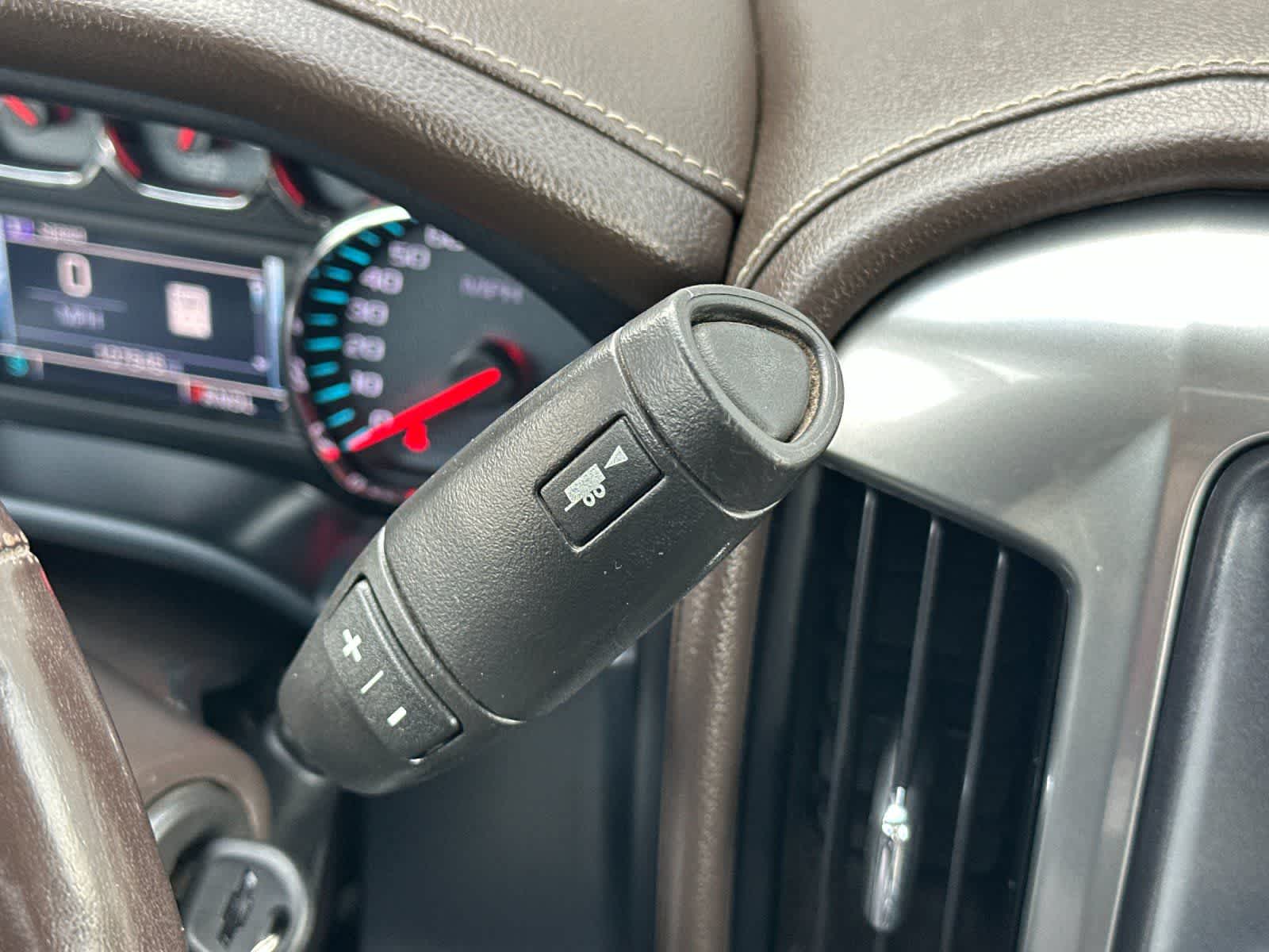 Thumbnail: 2019 Chevrolet Silverado 3500 - 21