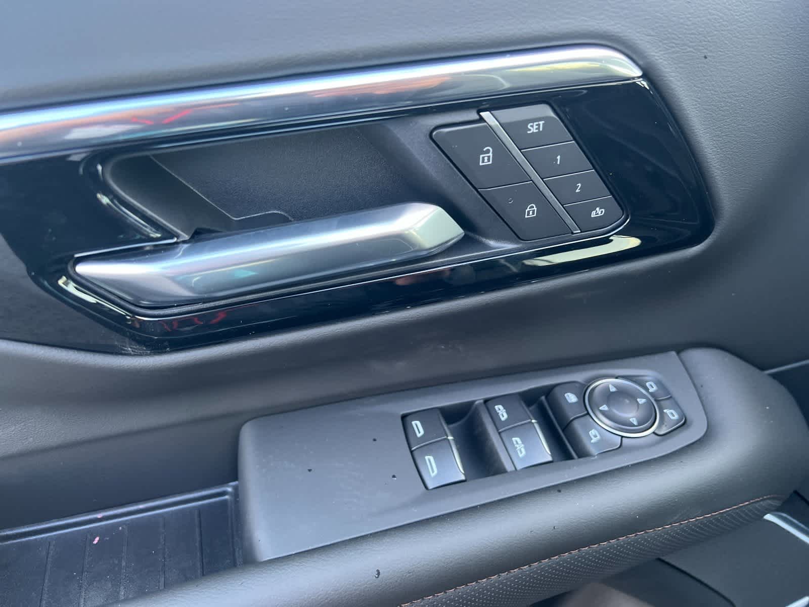 Thumbnail: 2026 Chevrolet Tahoe - 12