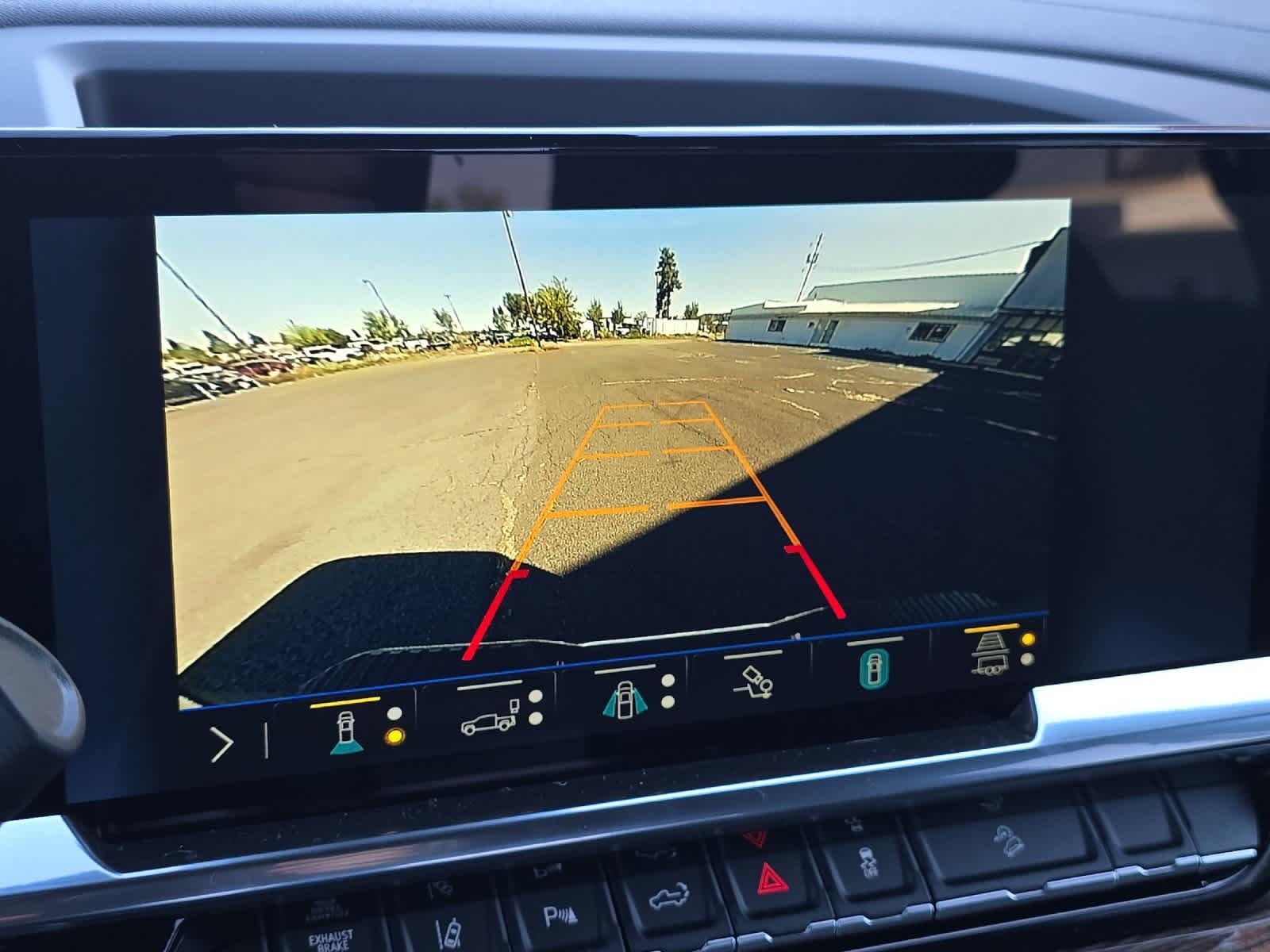 Thumbnail: 2025 Chevrolet Silverado 2500 - 19