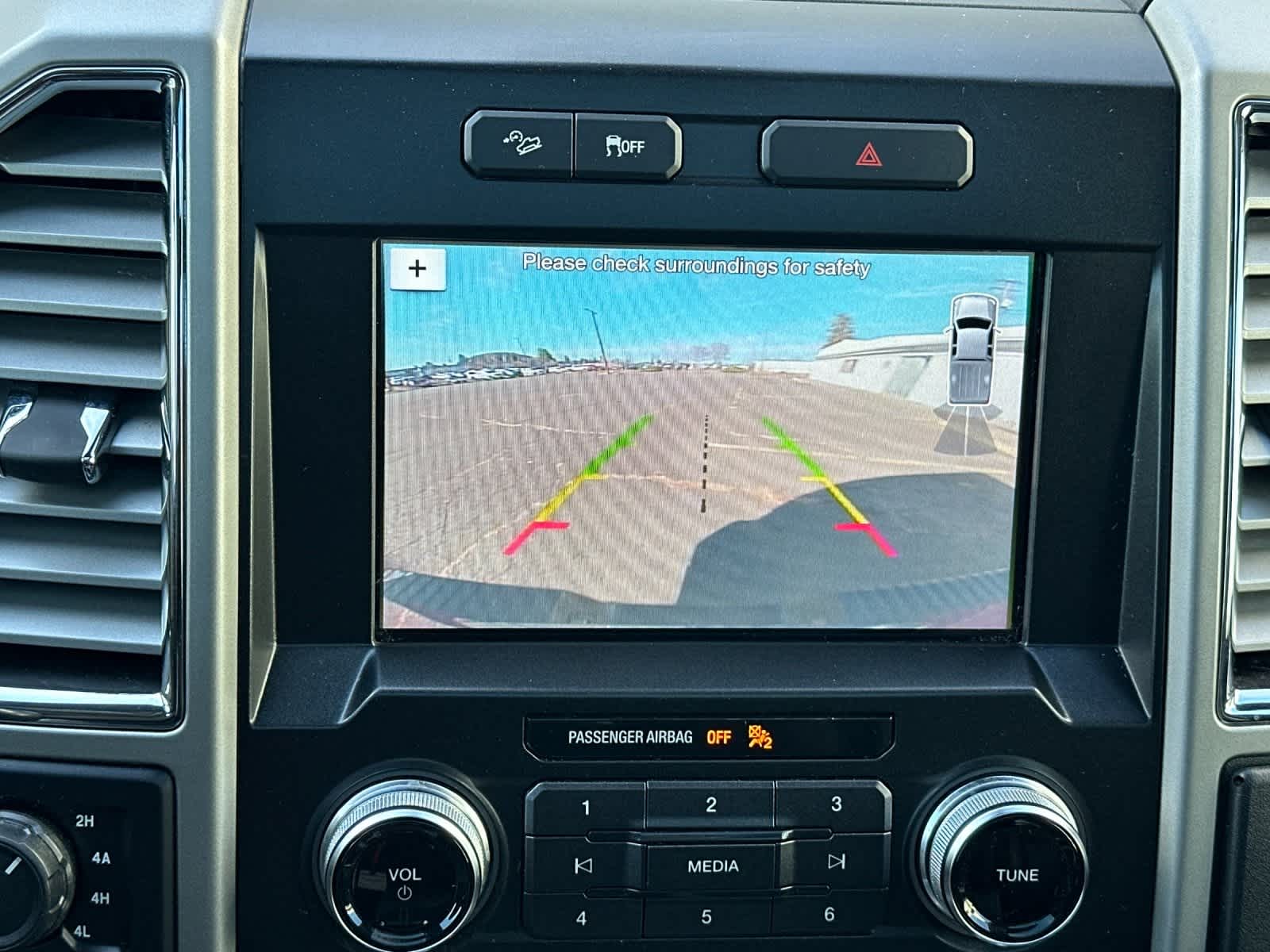 Thumbnail: 2016 Ford F-150 - 19