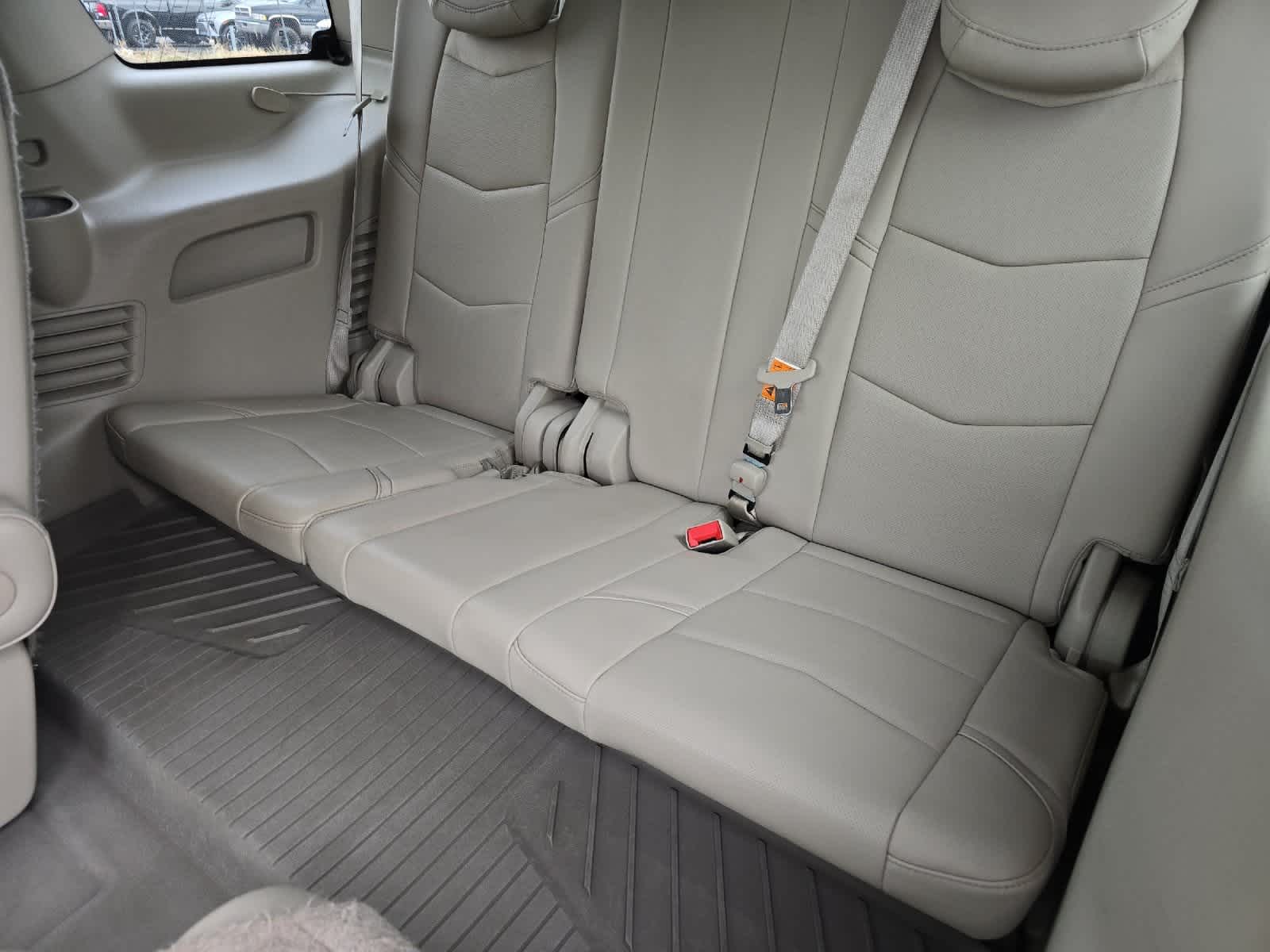 Thumbnail: 2015 Cadillac Escalade - 15