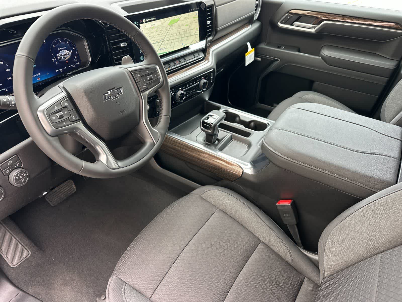Thumbnail: 2026 Chevrolet Silverado 1500 - 11