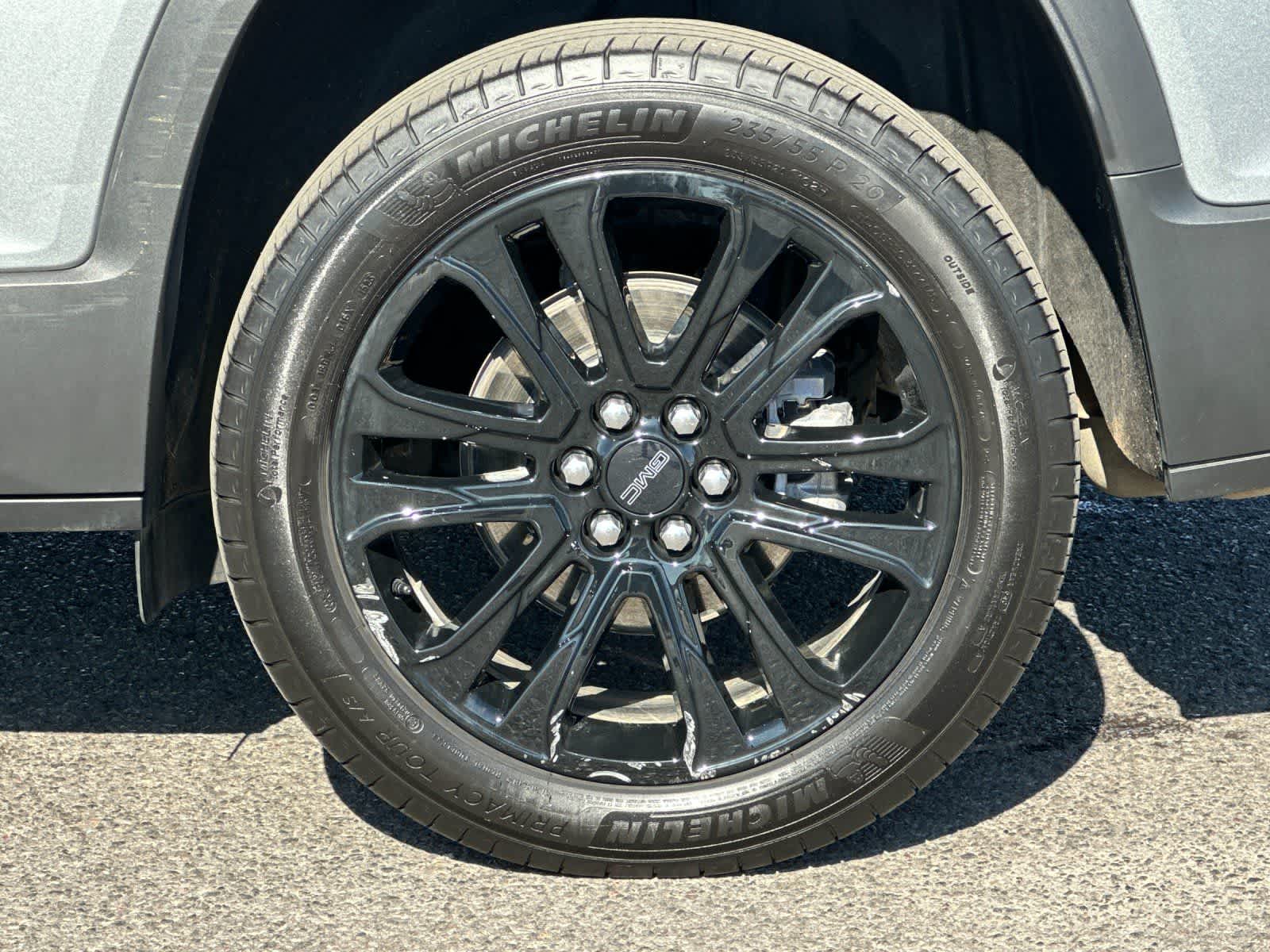 Thumbnail: 2023 GMC Acadia - 28