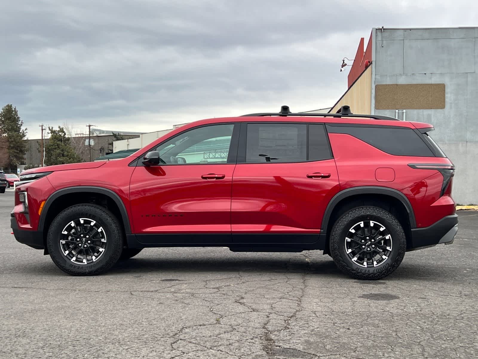 Thumbnail: 2026 Chevrolet Traverse - 5