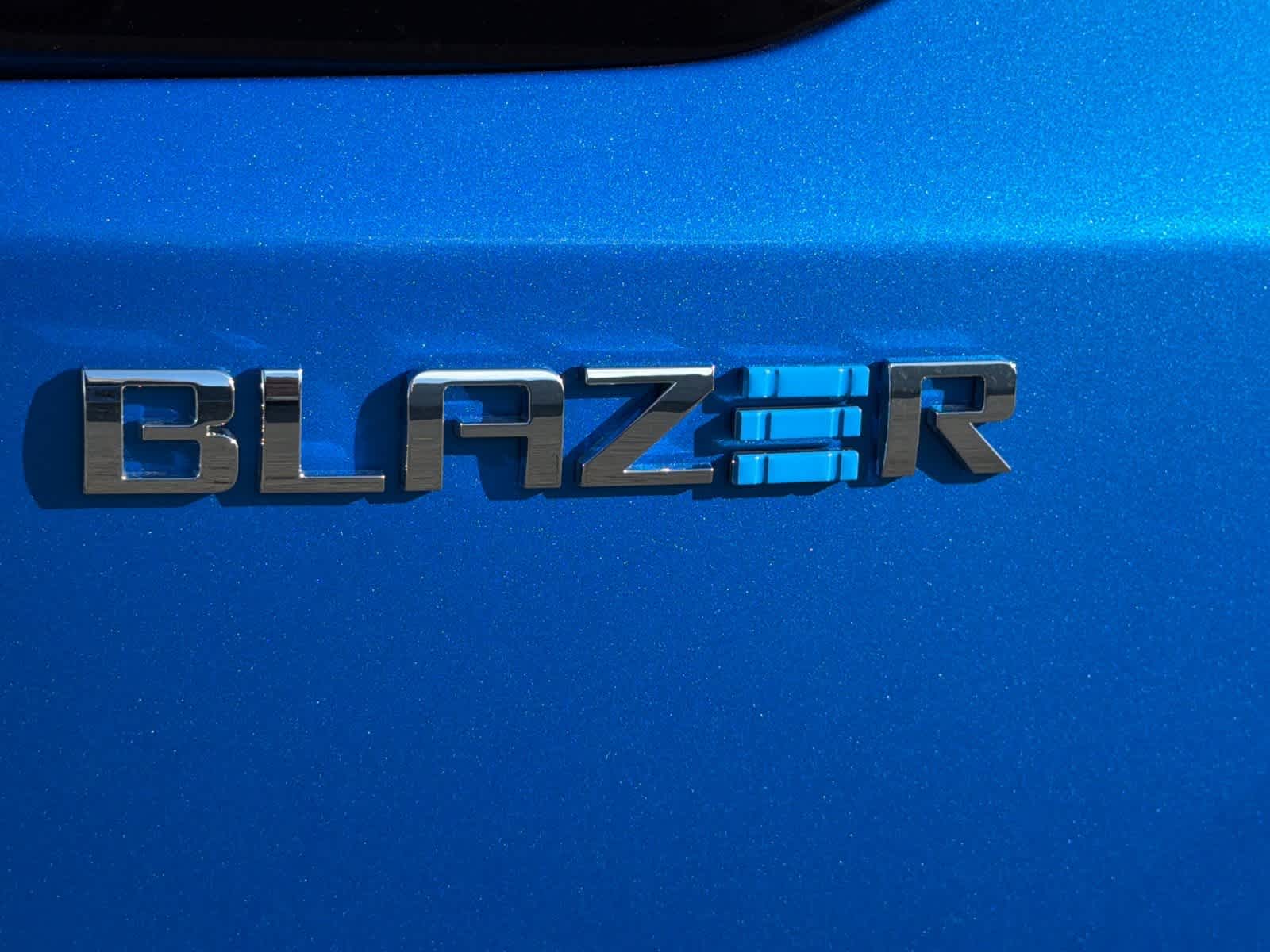 Thumbnail: 2026 Chevrolet Blazer EV - 28