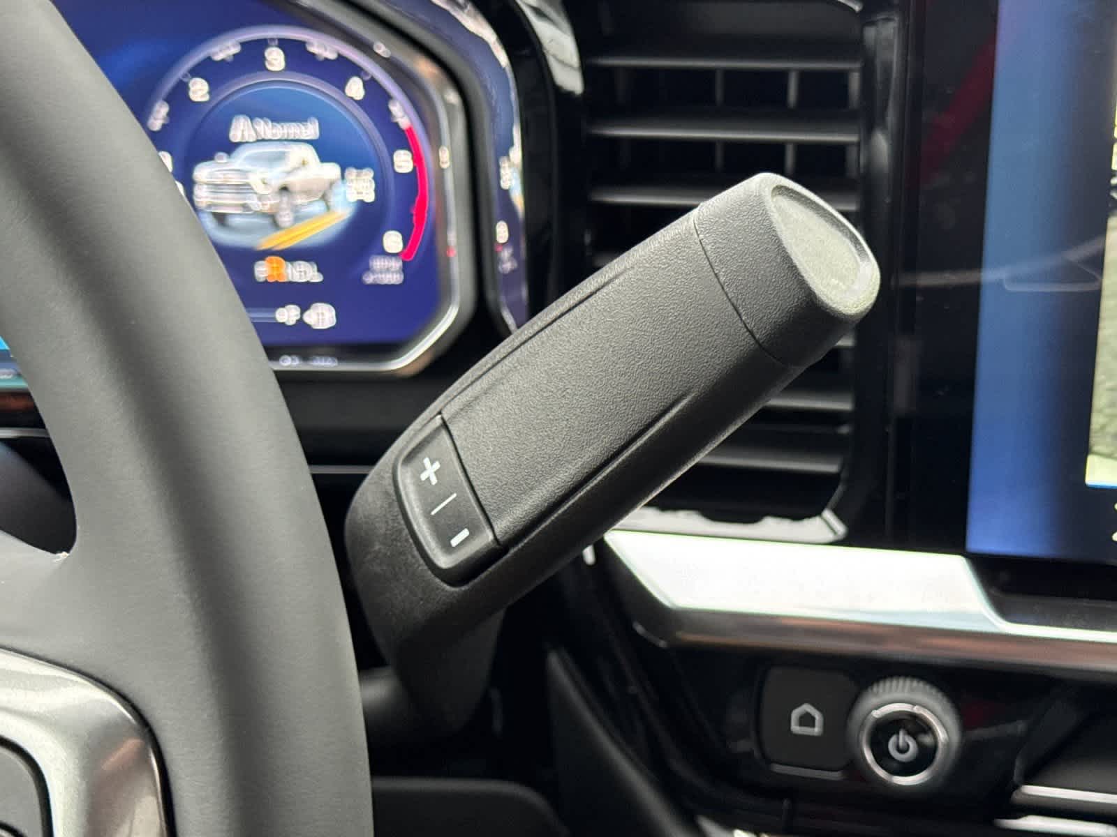 Thumbnail: 2026 Chevrolet Silverado 2500 - 21