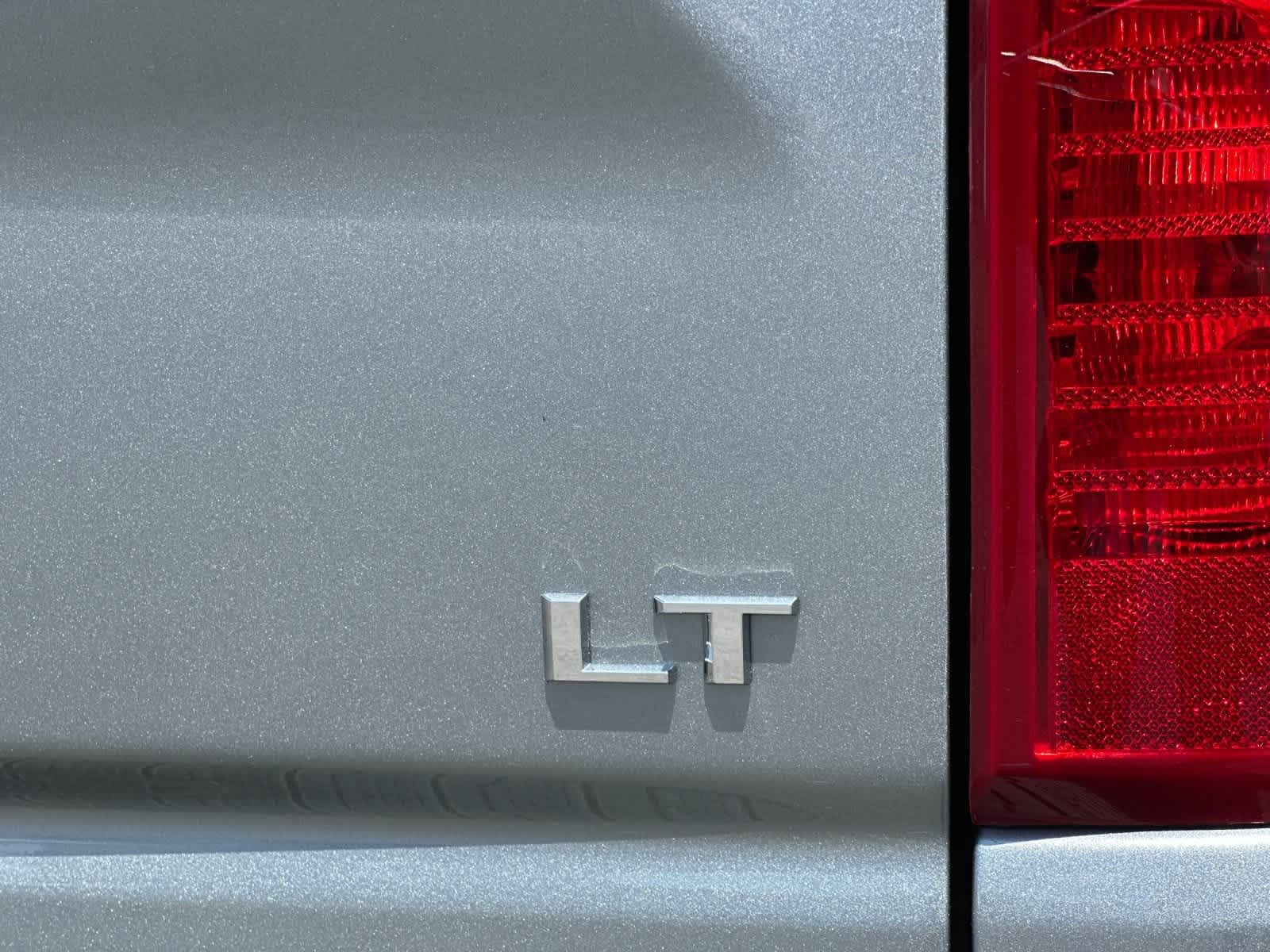 2025 Chevrolet Silverado 1500 LT 27
