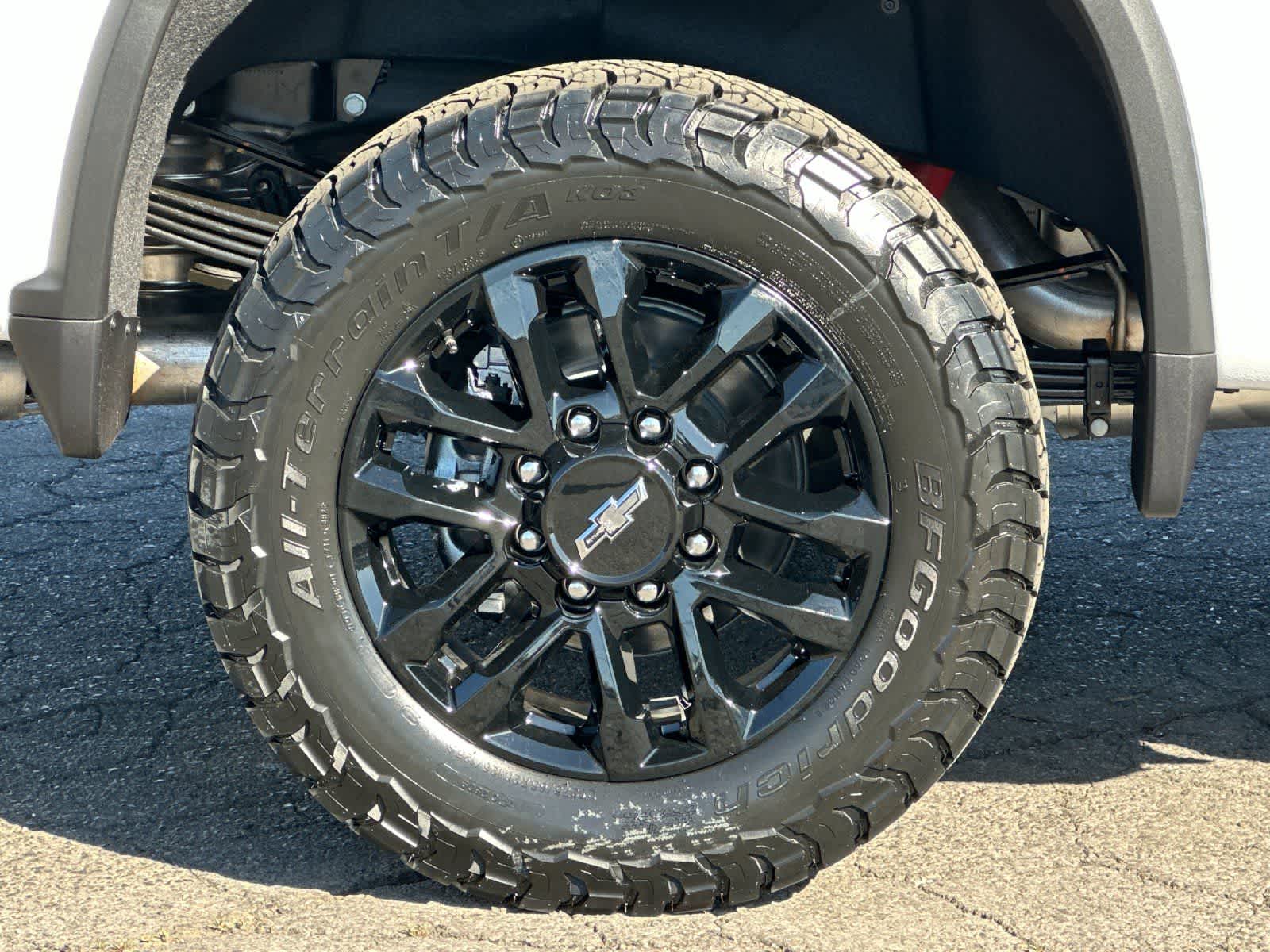 Thumbnail: 2026 Chevrolet Silverado 2500 - 26