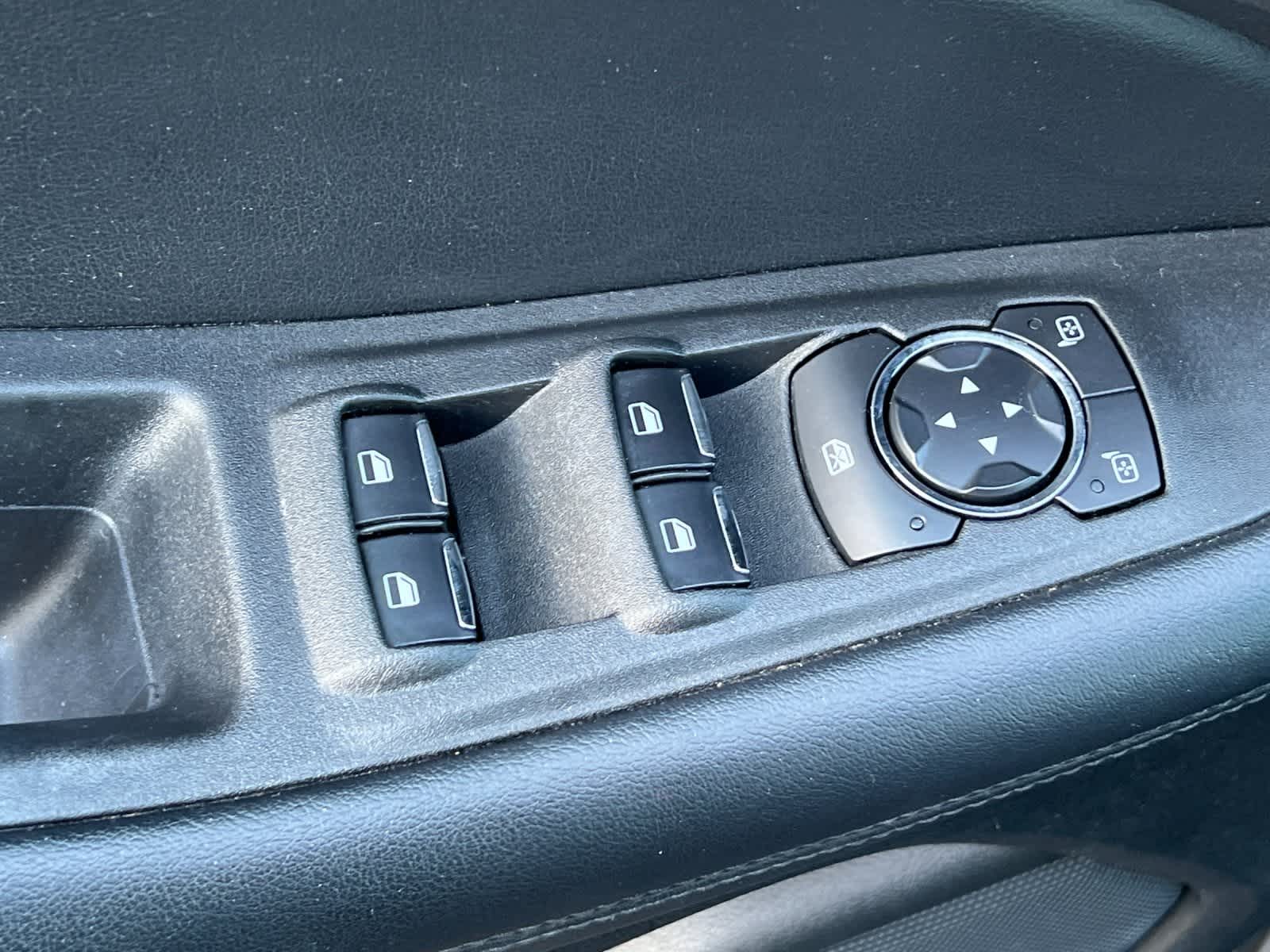 Thumbnail: 2022 Ford Edge - 13