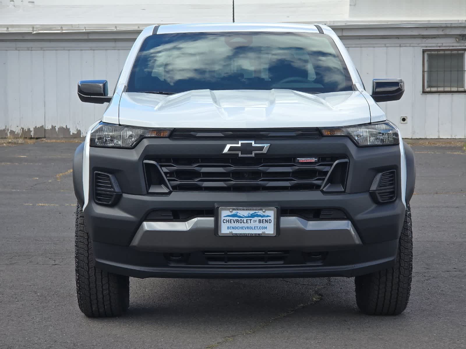 Thumbnail: 2026 Chevrolet Colorado - 10