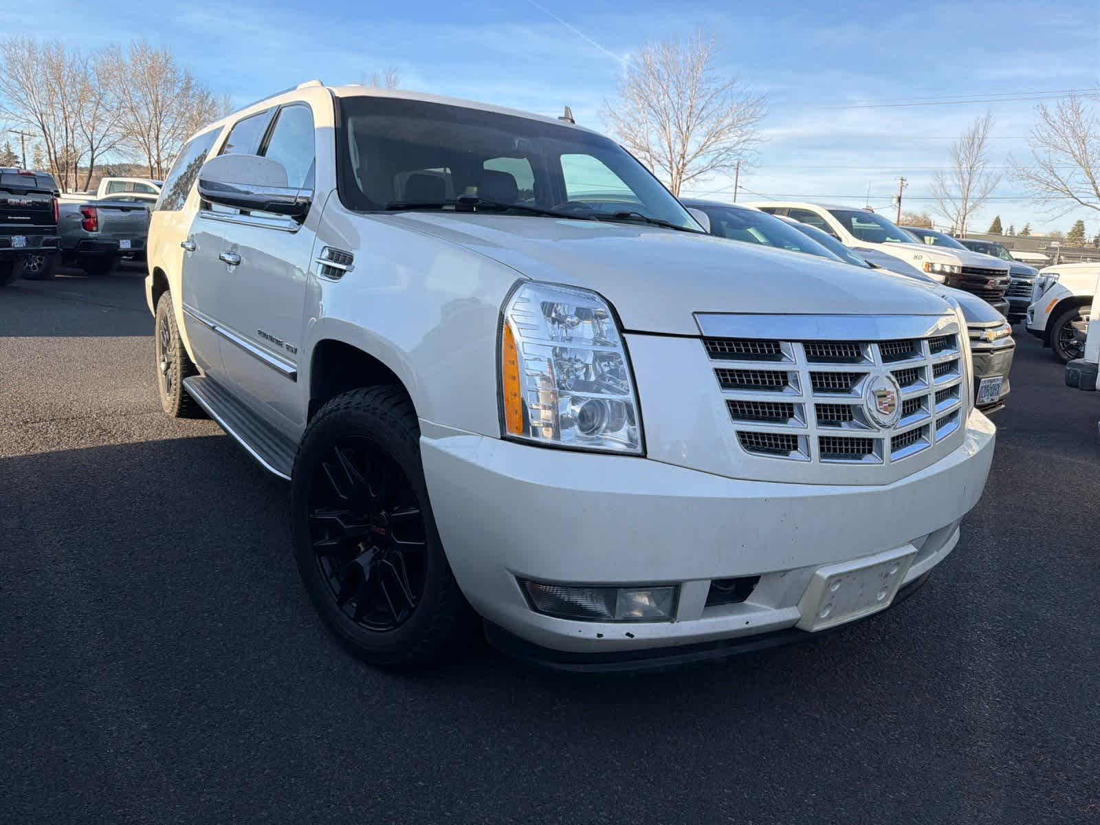 Thumbnail: 2011 Cadillac Escalade - 5