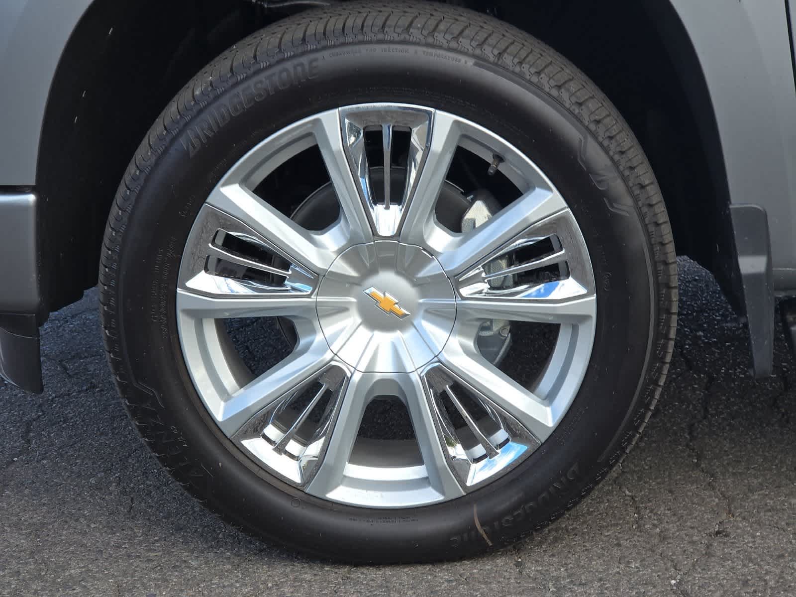 Thumbnail: 2026 Chevrolet Silverado 1500 - 25