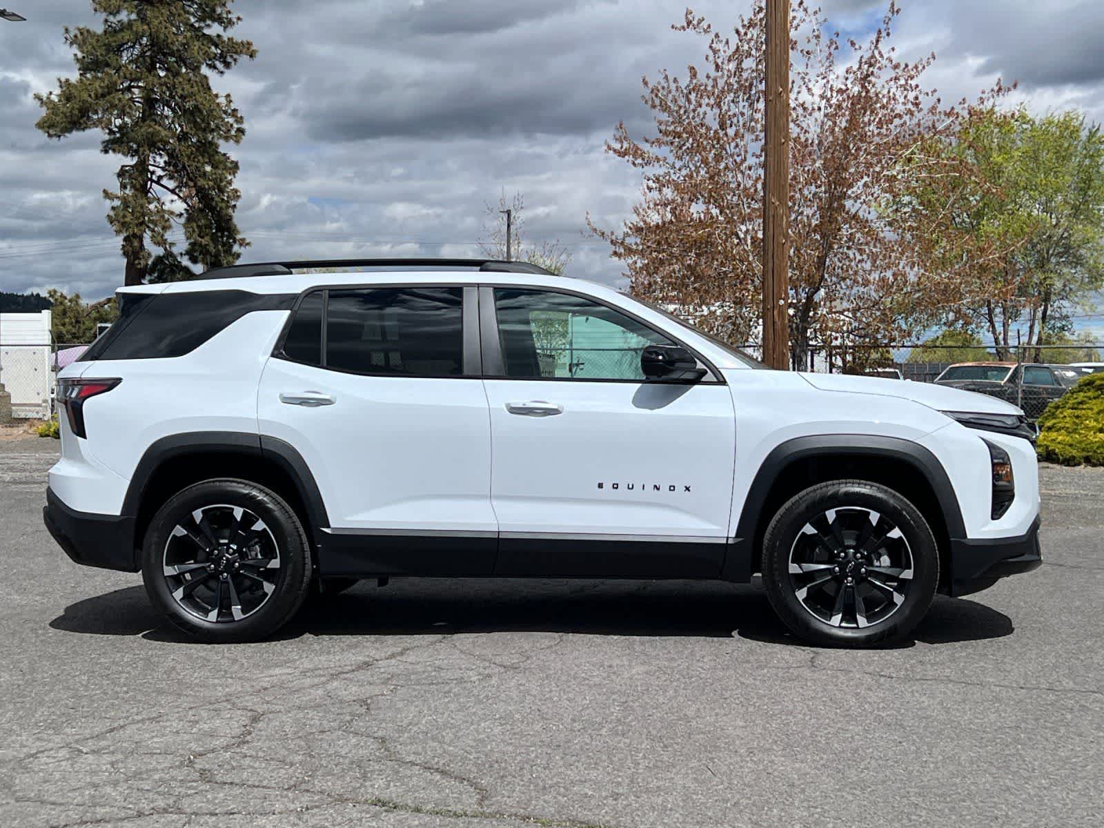 Thumbnail: 2026 Chevrolet Equinox - 8
