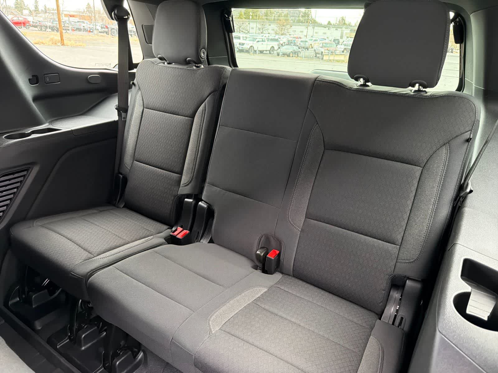 Thumbnail: 2026 Chevrolet Tahoe - 15