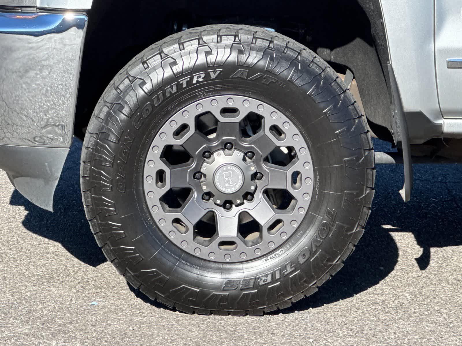 Thumbnail: 2019 Chevrolet Silverado 2500 - 25