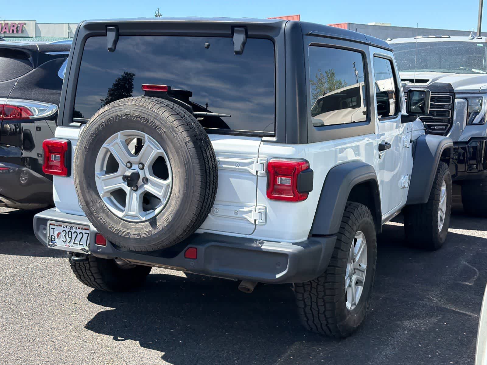 Thumbnail: 2018 Jeep Wrangler - 4