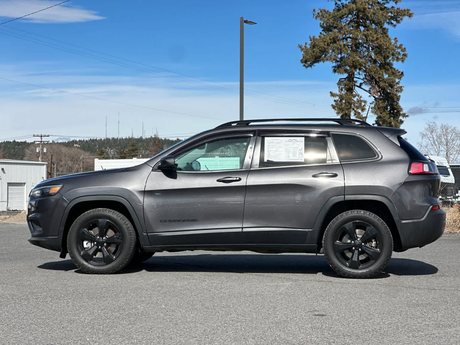 Thumbnail: 2020 Jeep Cherokee - 5