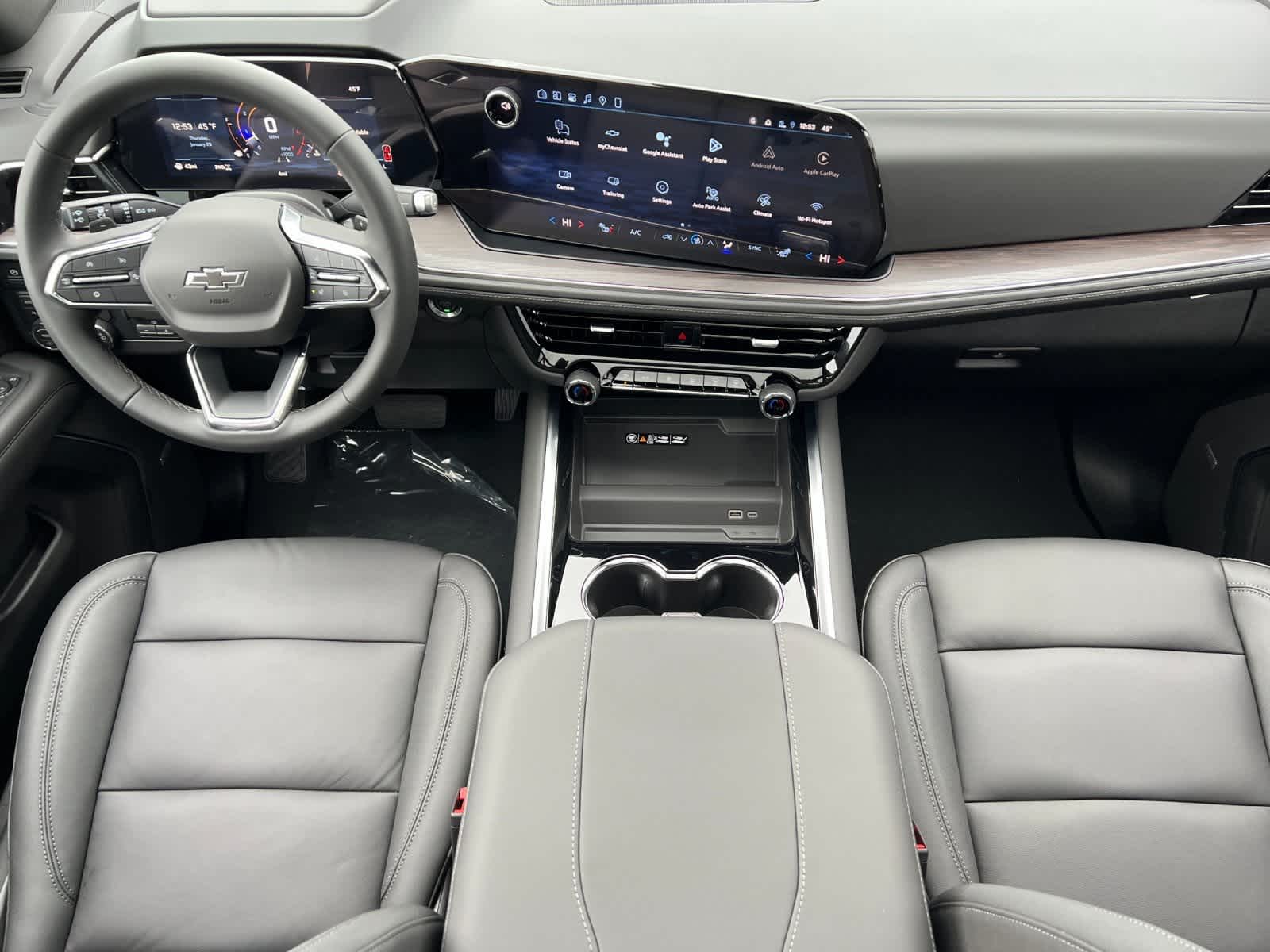 Thumbnail: 2026 Chevrolet Tahoe - 3