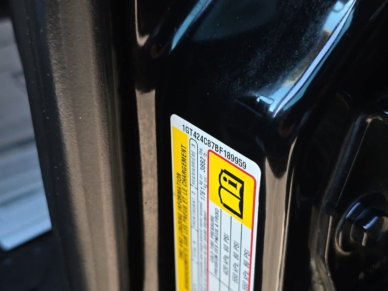 Thumbnail: 2011 GMC Sierra 3500 - 27