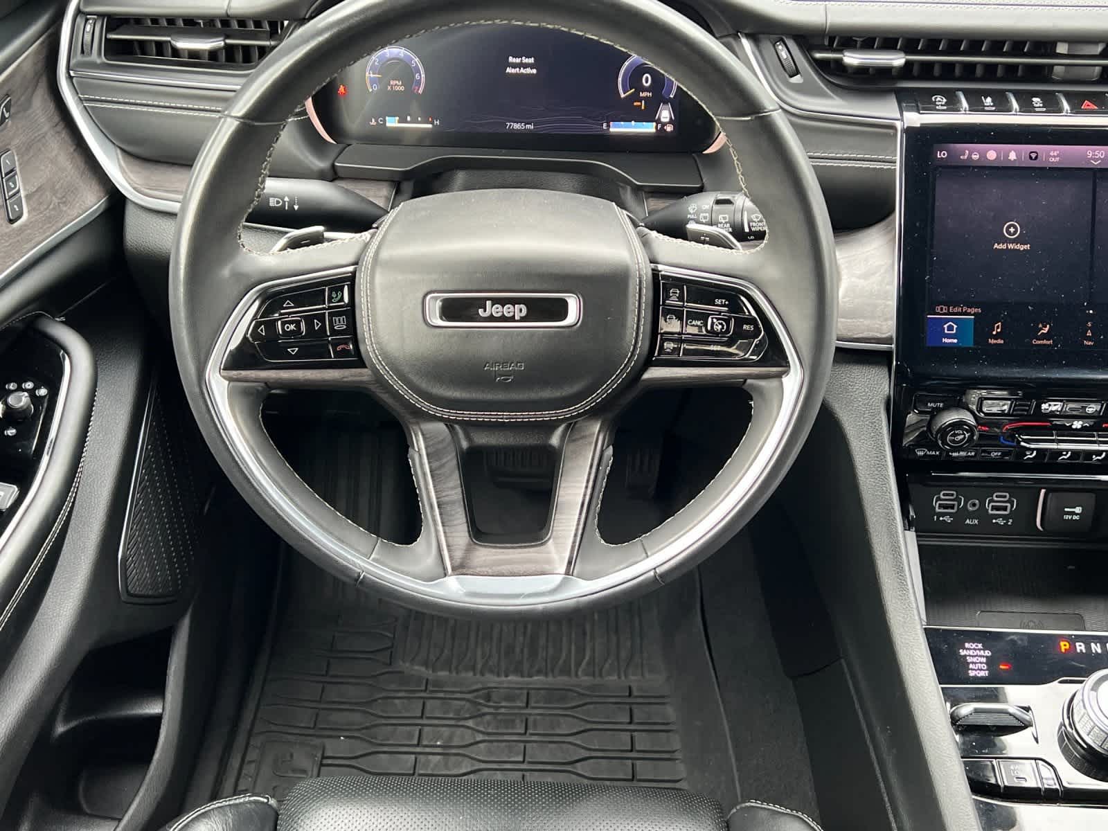 Thumbnail: 2023 Jeep Grand Cherokee - 14