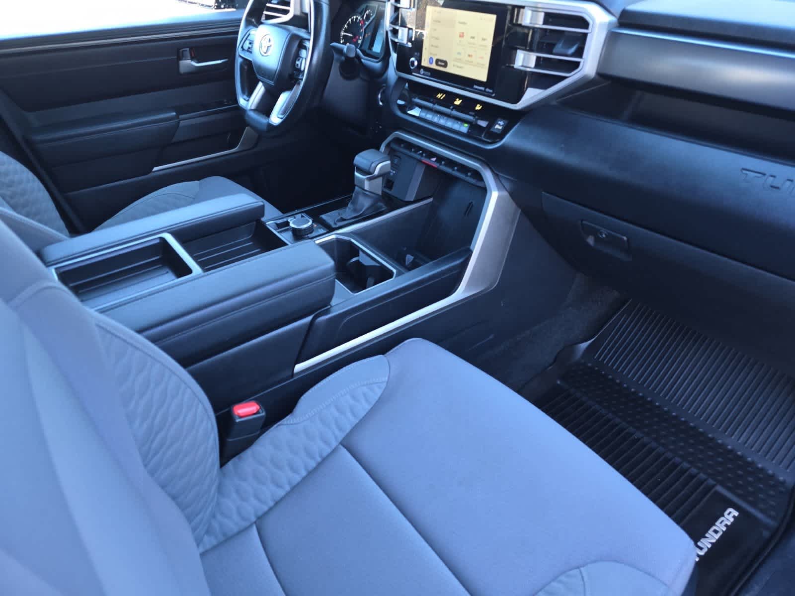 Thumbnail: 2024 Toyota Tundra - 15