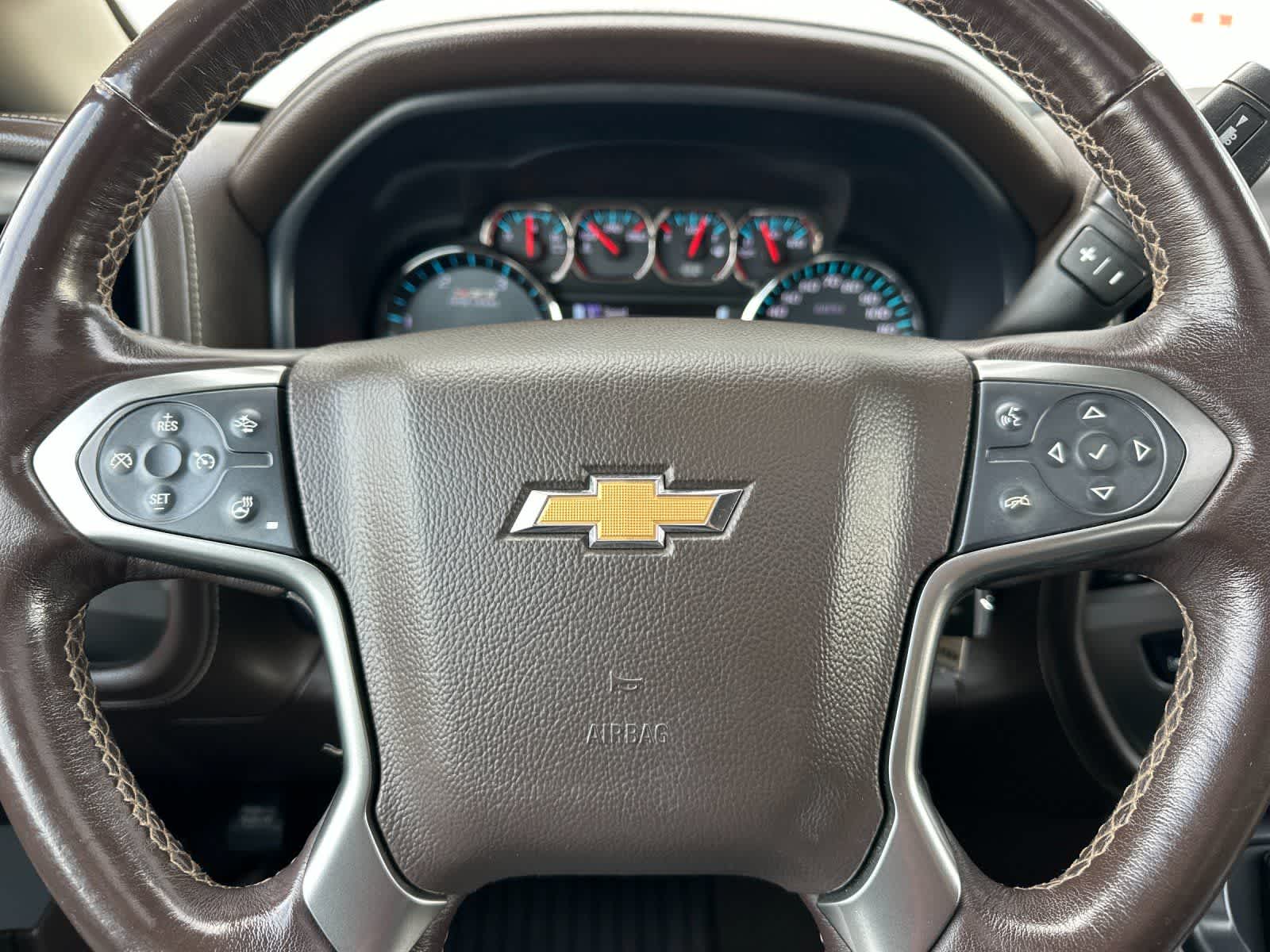 Thumbnail: 2019 Chevrolet Silverado 3500 - 22