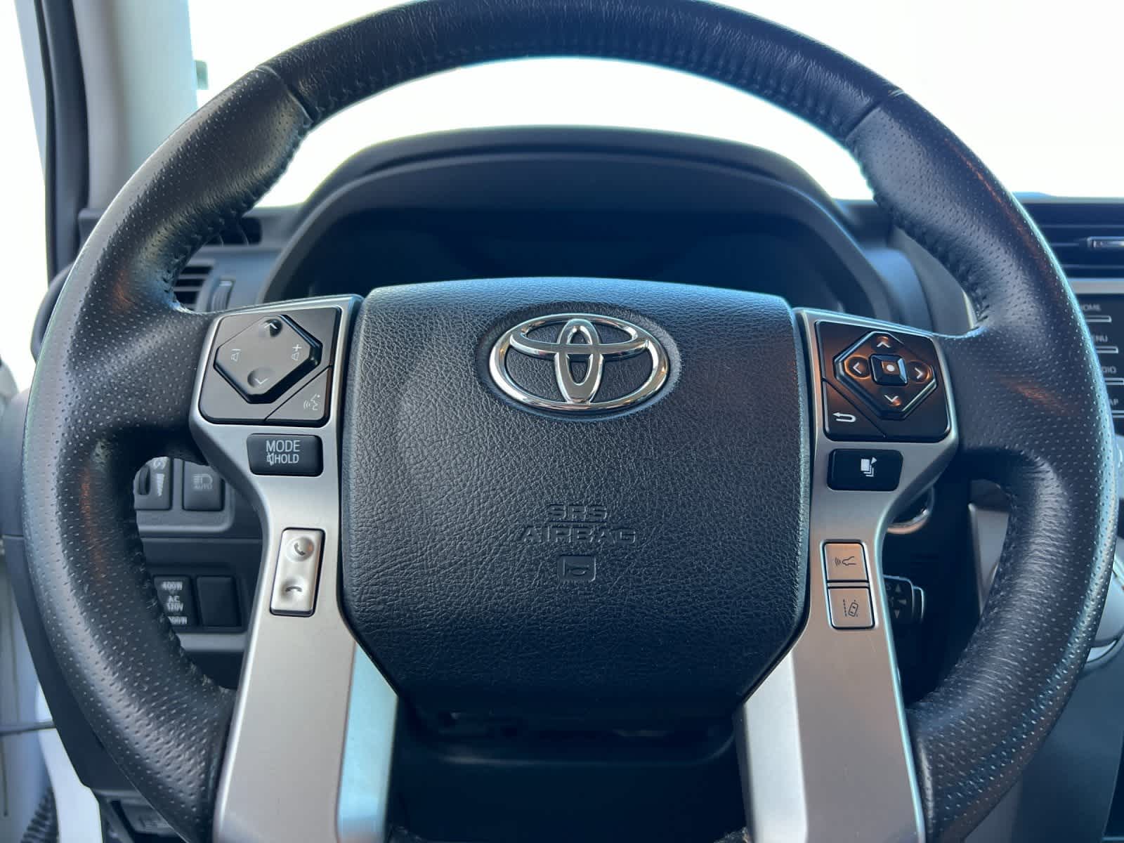 Thumbnail: 2021 Toyota 4Runner - 24