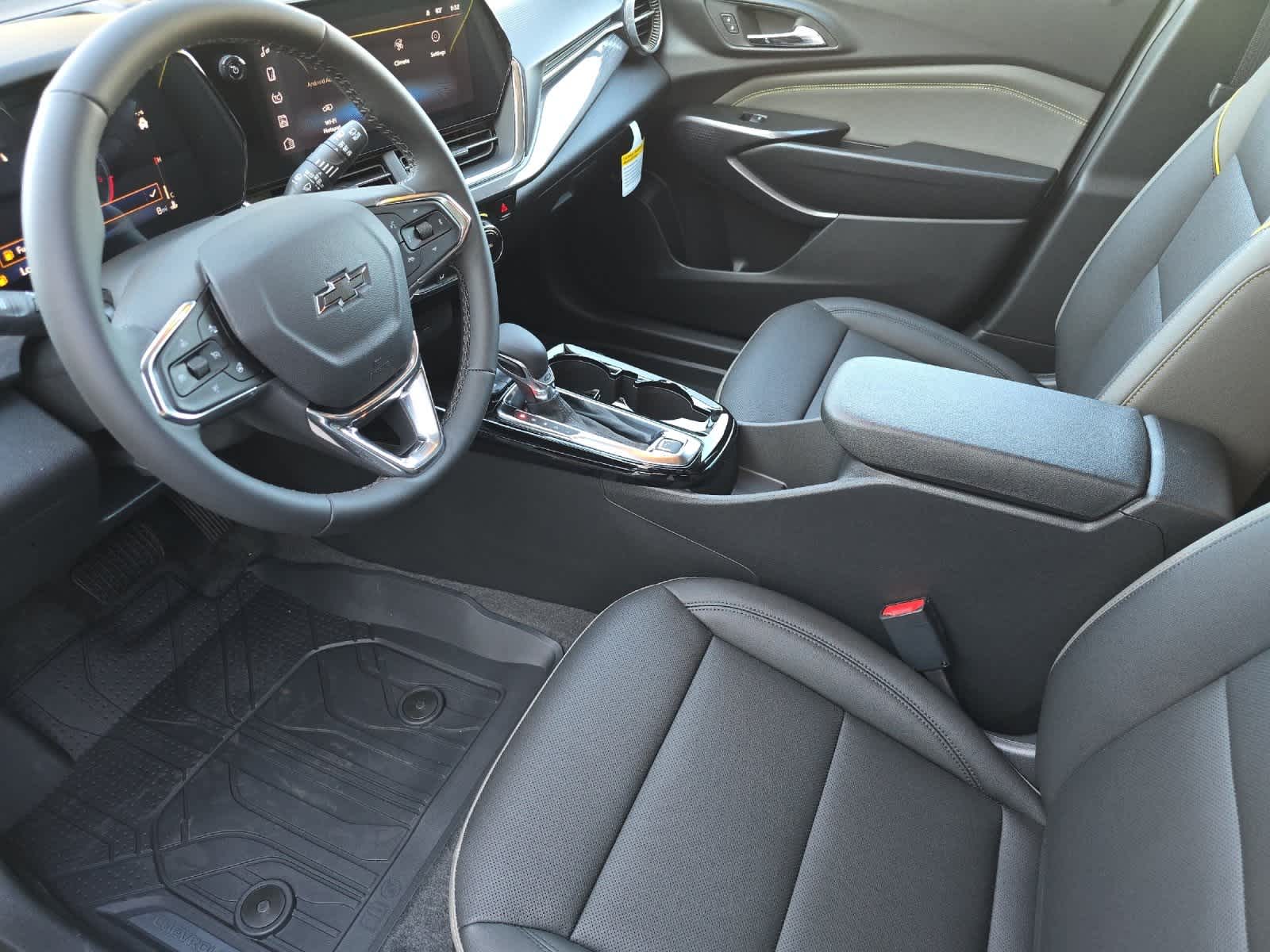 Thumbnail: 2025 Chevrolet Trax - 11