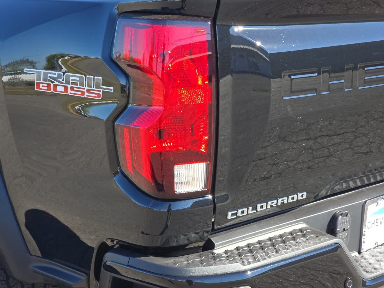 Thumbnail: 2026 Chevrolet Colorado - 26