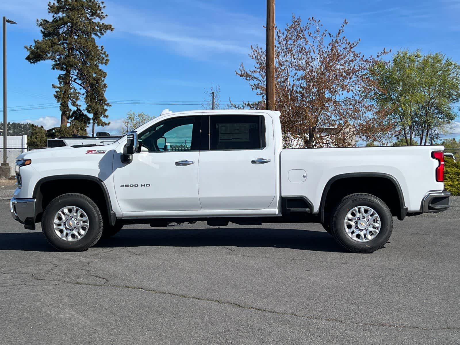 Thumbnail: 2026 Chevrolet Silverado 2500 - 4
