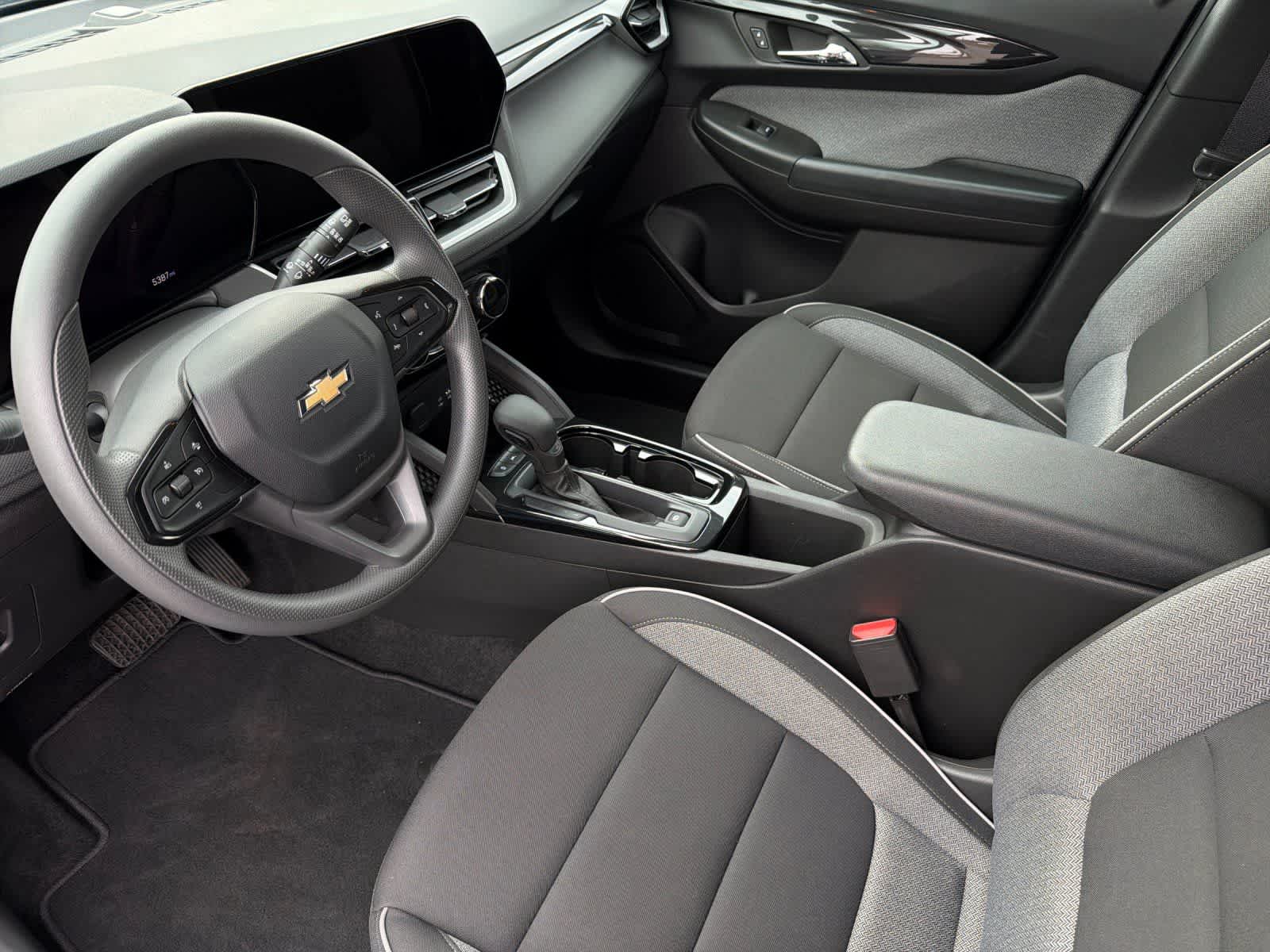 Thumbnail: 2026 Chevrolet TrailBlazer - 11