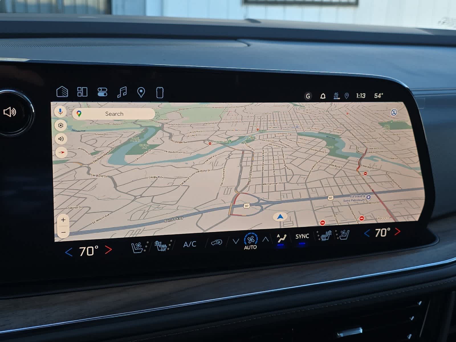 Thumbnail: 2026 Chevrolet Suburban - 21