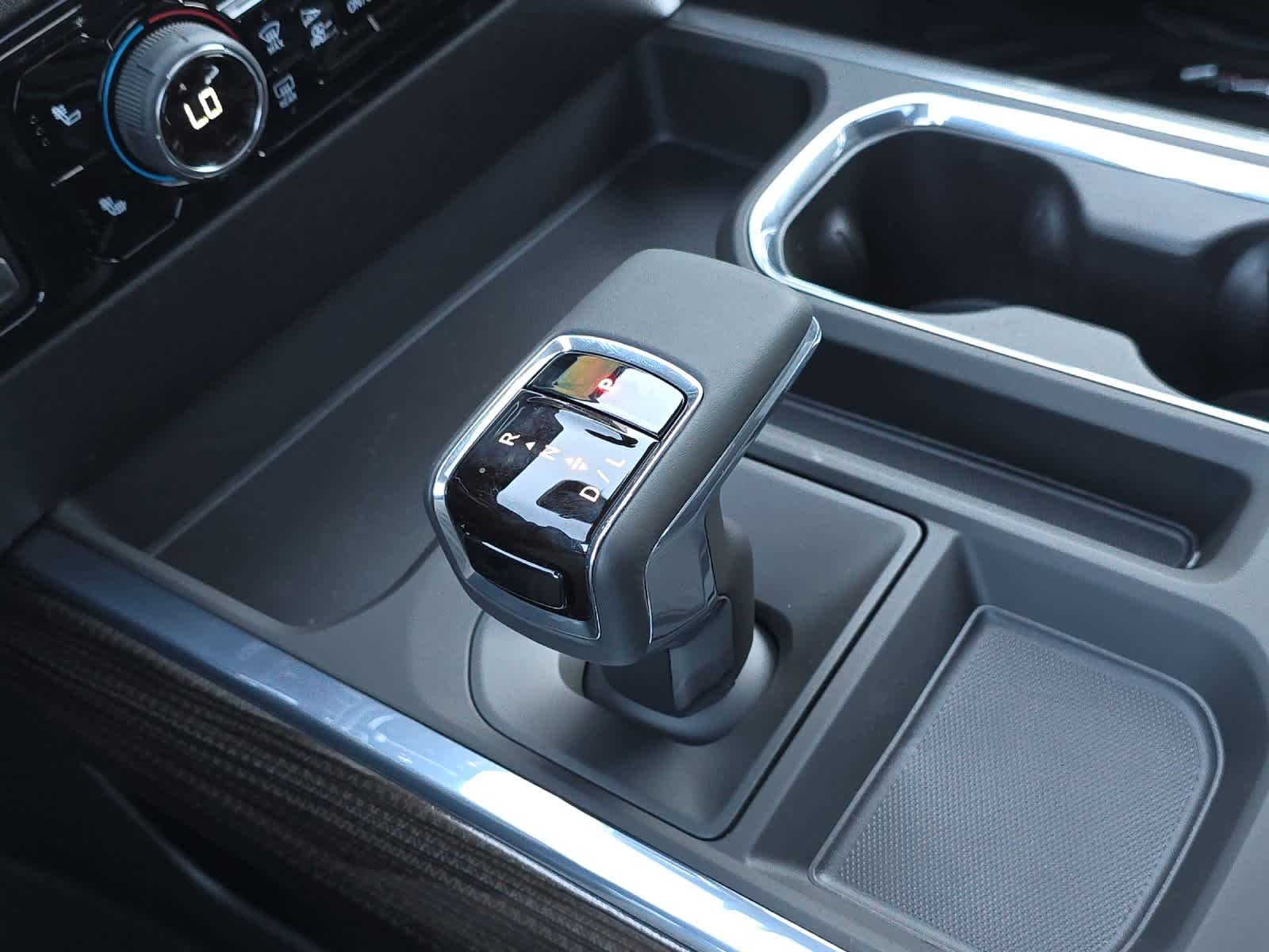 Thumbnail: 2026 Chevrolet Silverado 1500 - 21