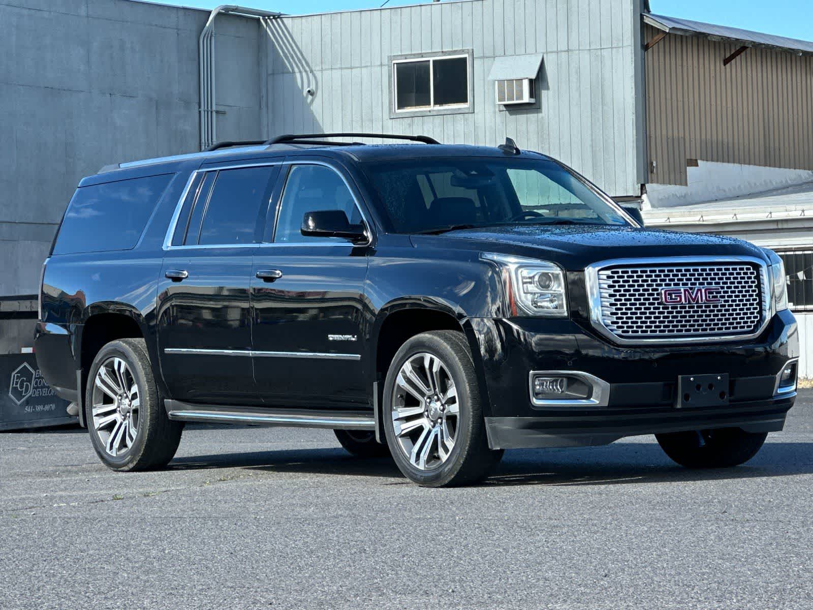Thumbnail: 2017 GMC Yukon XL - 9