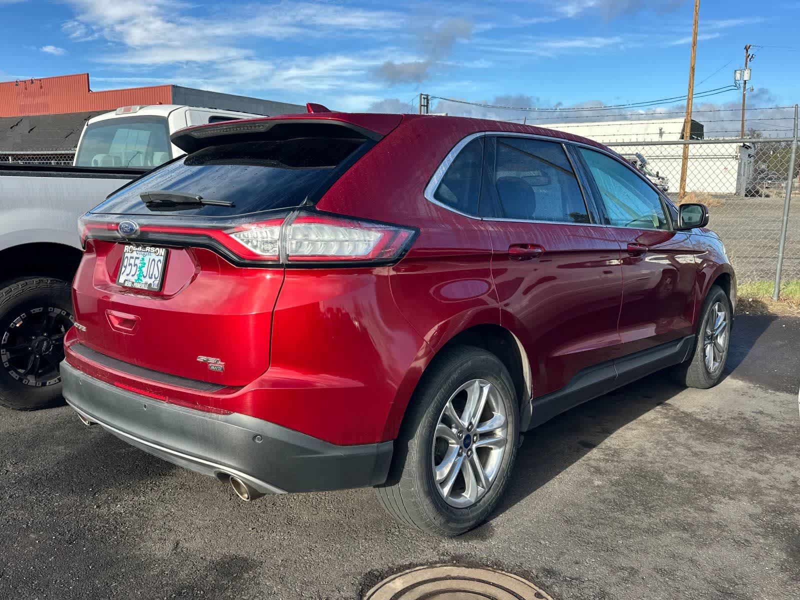 Thumbnail: 2017 Ford Edge - 4