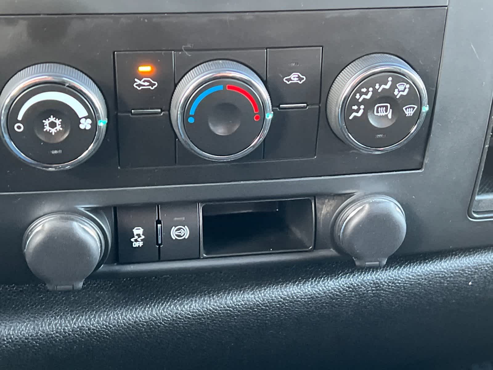 Thumbnail: 2013 Chevrolet Silverado 2500 - 19