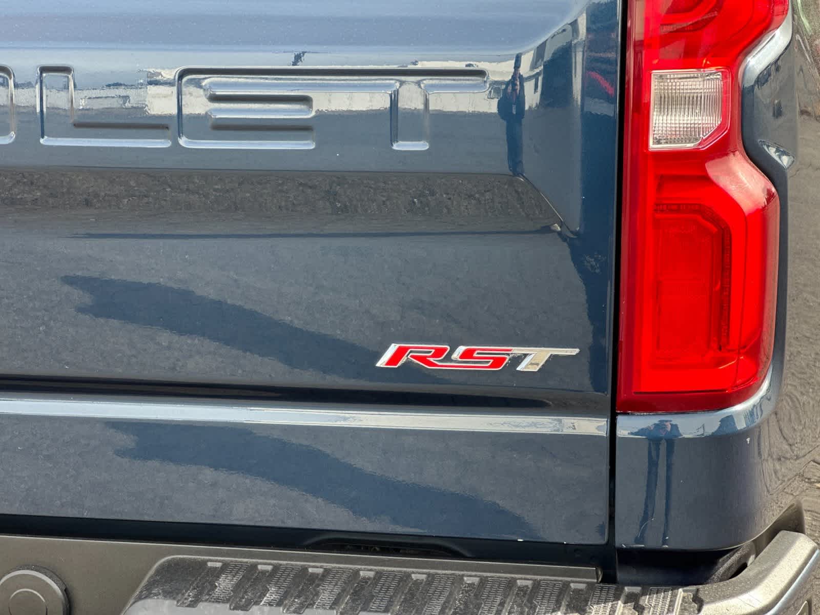 Thumbnail: 2020 Chevrolet Silverado 1500 - 26