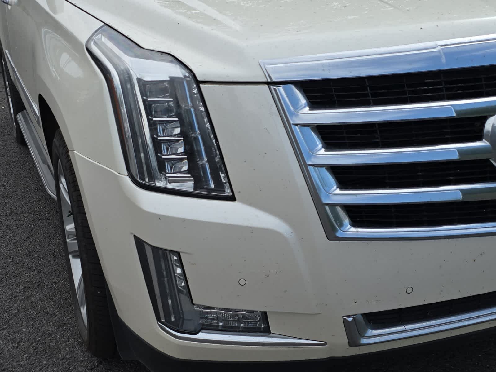 Thumbnail: 2015 Cadillac Escalade - 11