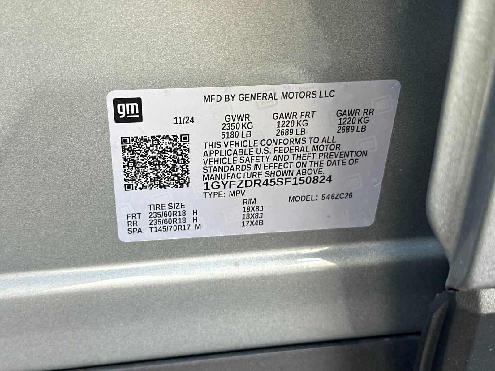 Thumbnail: 2025 Cadillac XT4 - 28