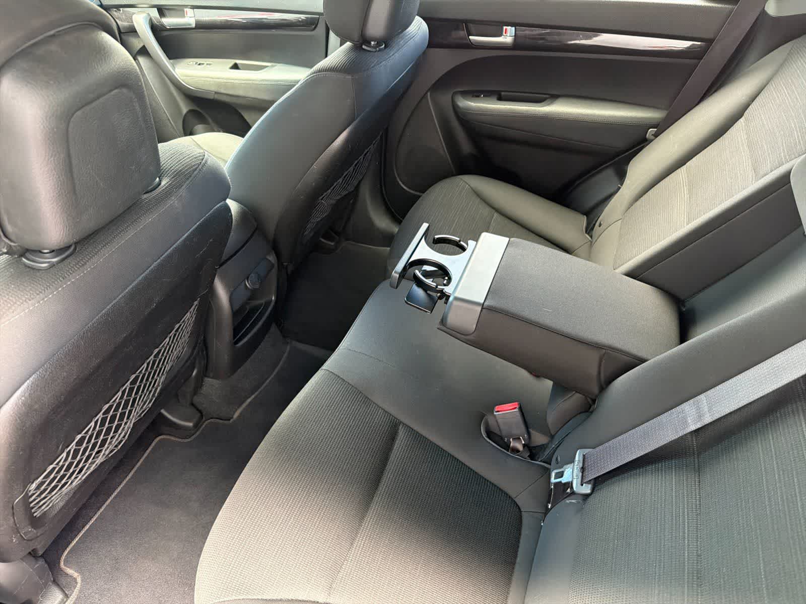 Thumbnail: 2015 Kia Sorento - 4