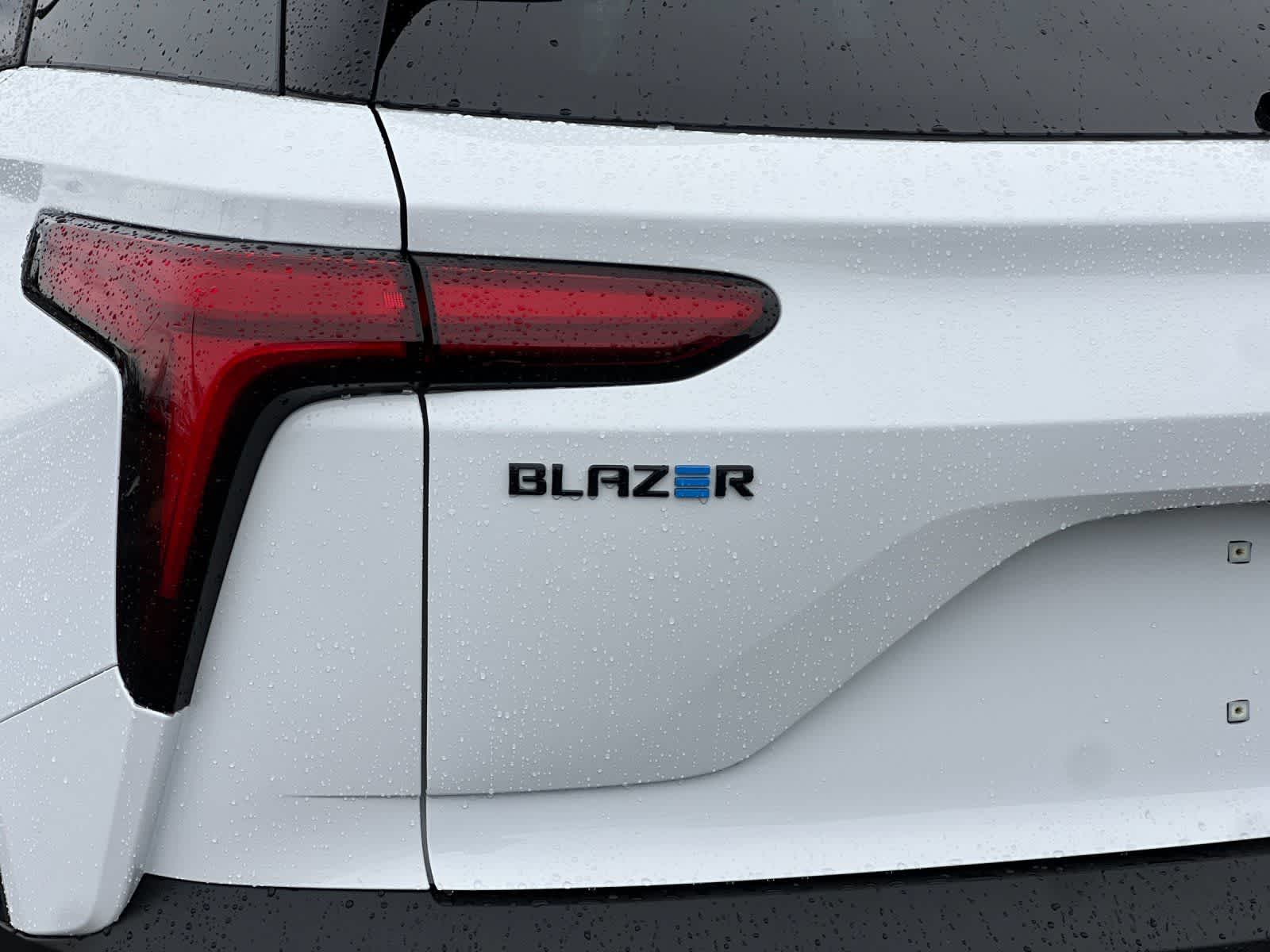 Thumbnail: 2026 Chevrolet Blazer EV - 26