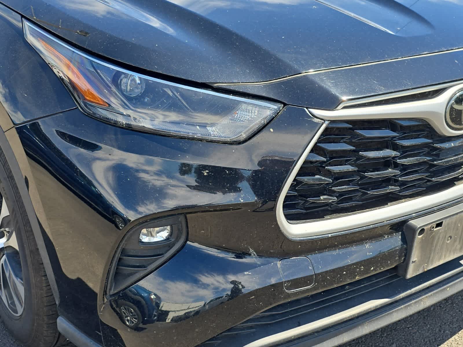 Thumbnail: 2022 Toyota Highlander - 11