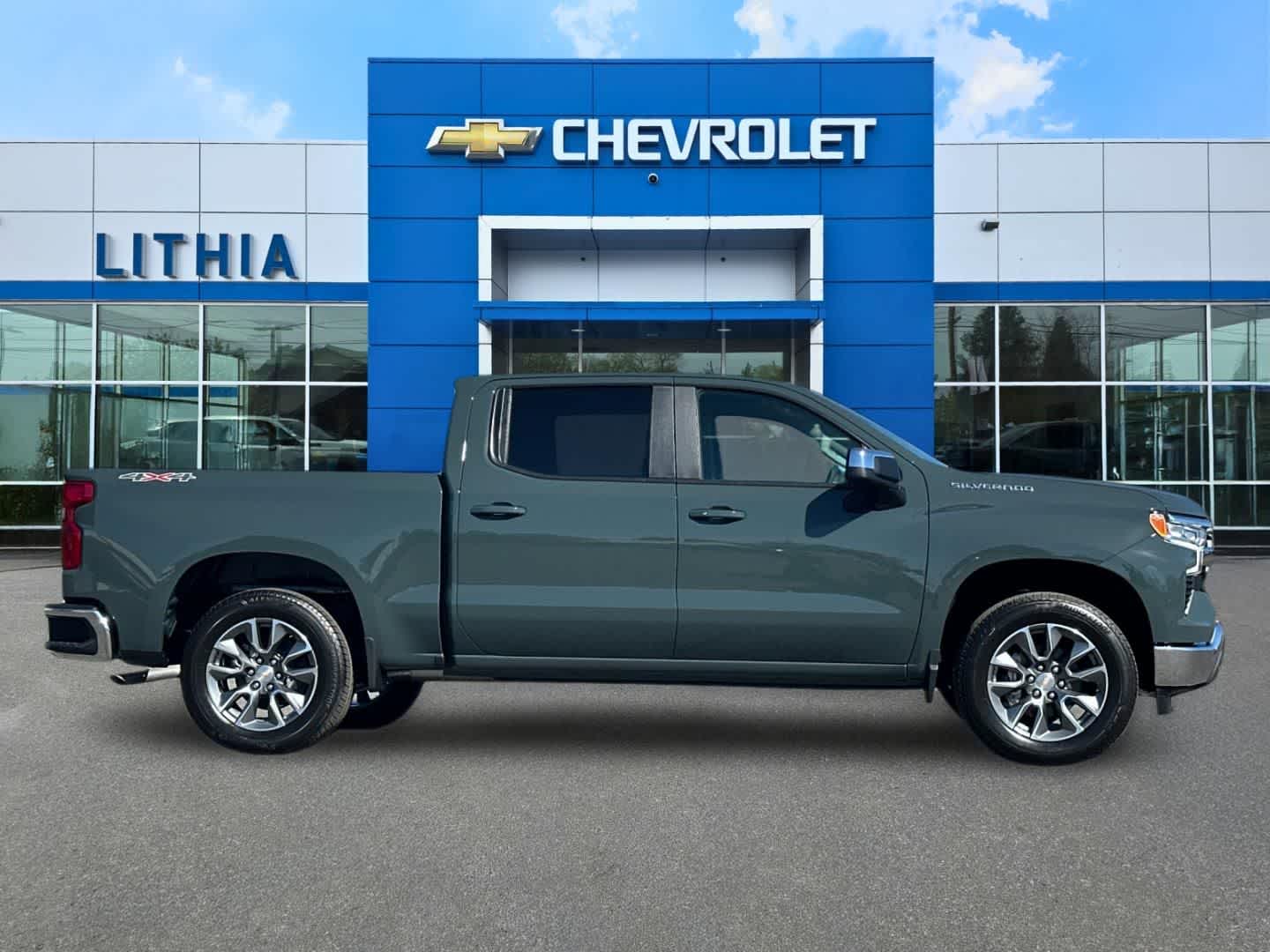 Thumbnail: 2026 Chevrolet Silverado 1500 - 8