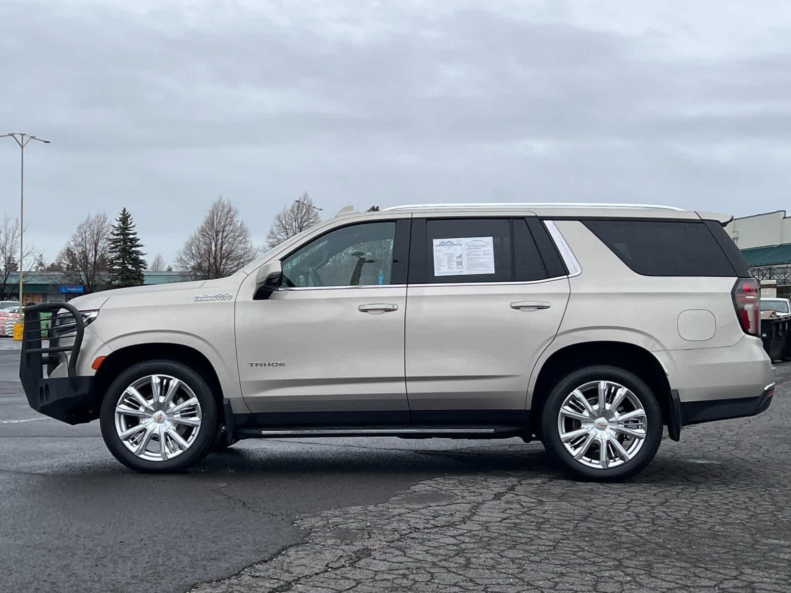 Thumbnail: 2023 Chevrolet Tahoe - 5