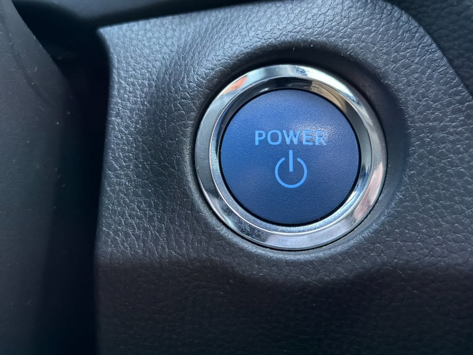 Thumbnail: 2022 Toyota RAV4 - 22