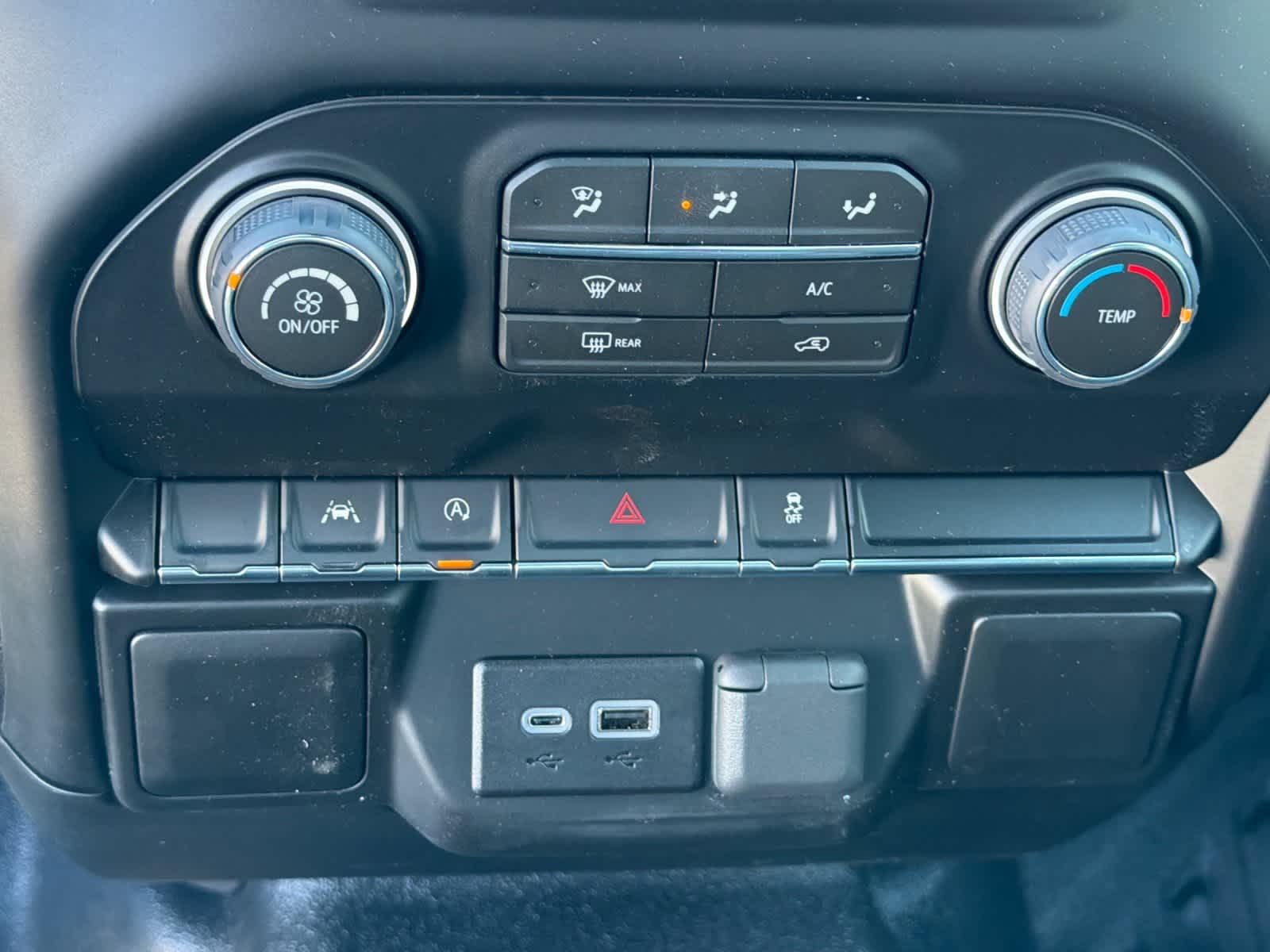 Thumbnail: 2026 Chevrolet Silverado 1500 - 18