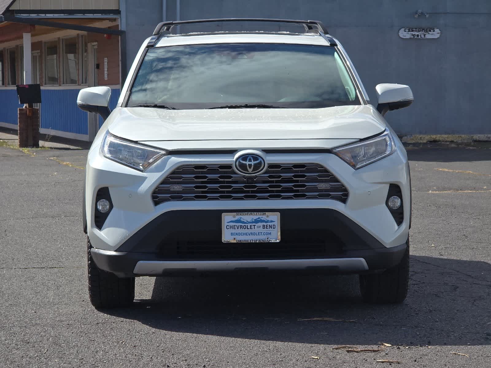 Thumbnail: 2021 Toyota RAV4 - 10