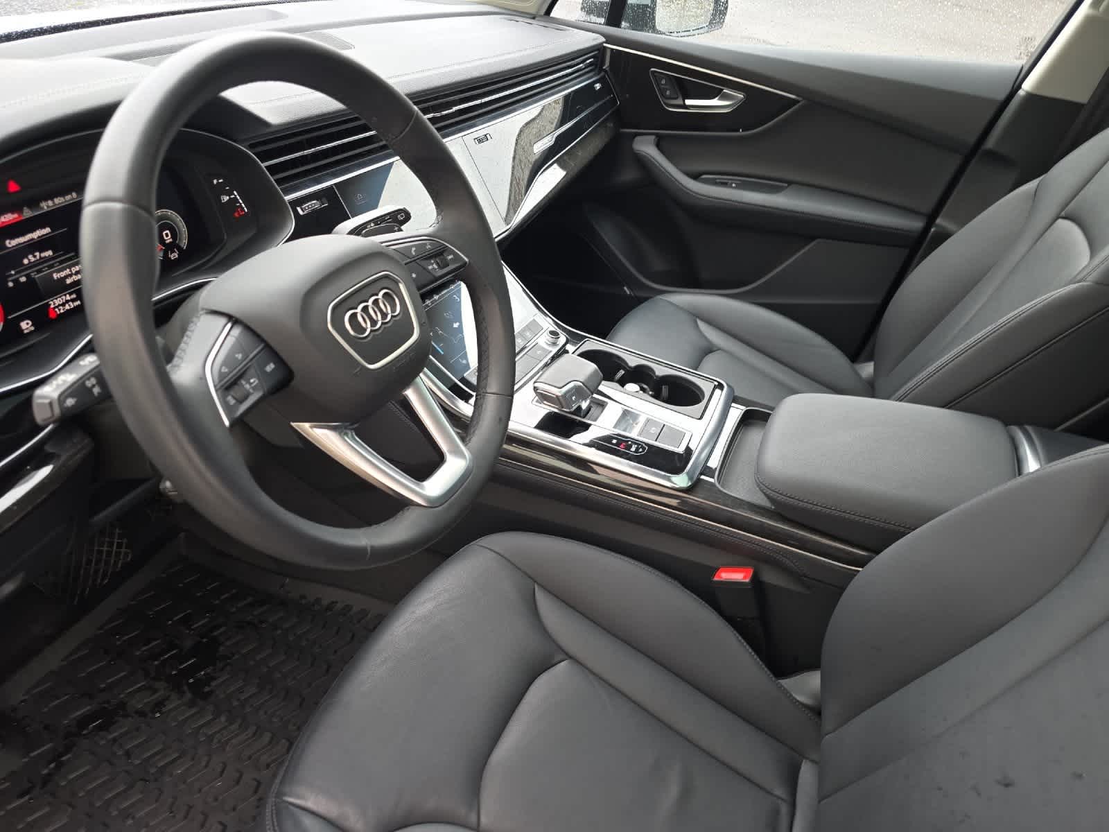 Thumbnail: 2023 Audi Q7 - 11