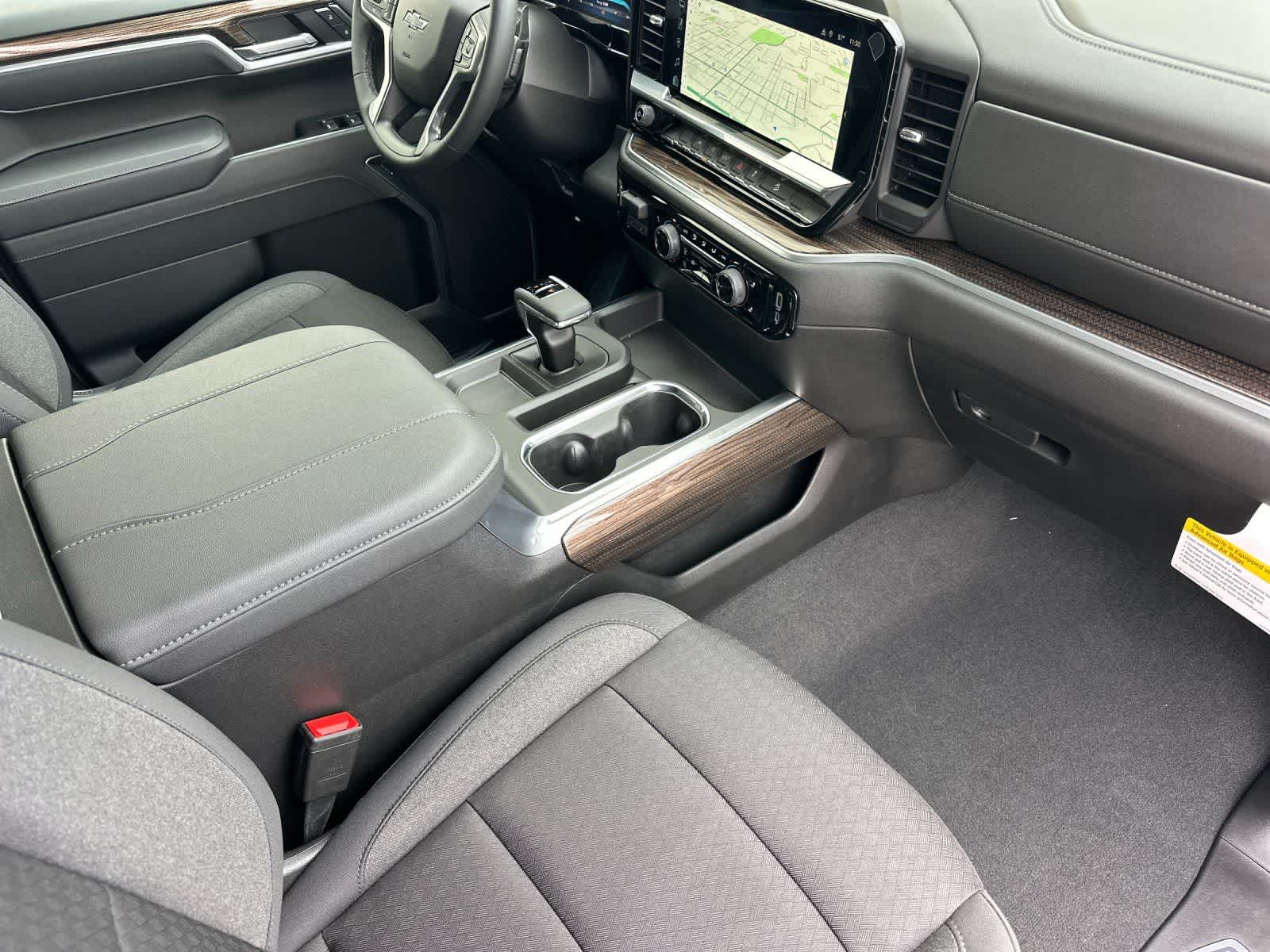 Thumbnail: 2026 Chevrolet Silverado 1500 - 15
